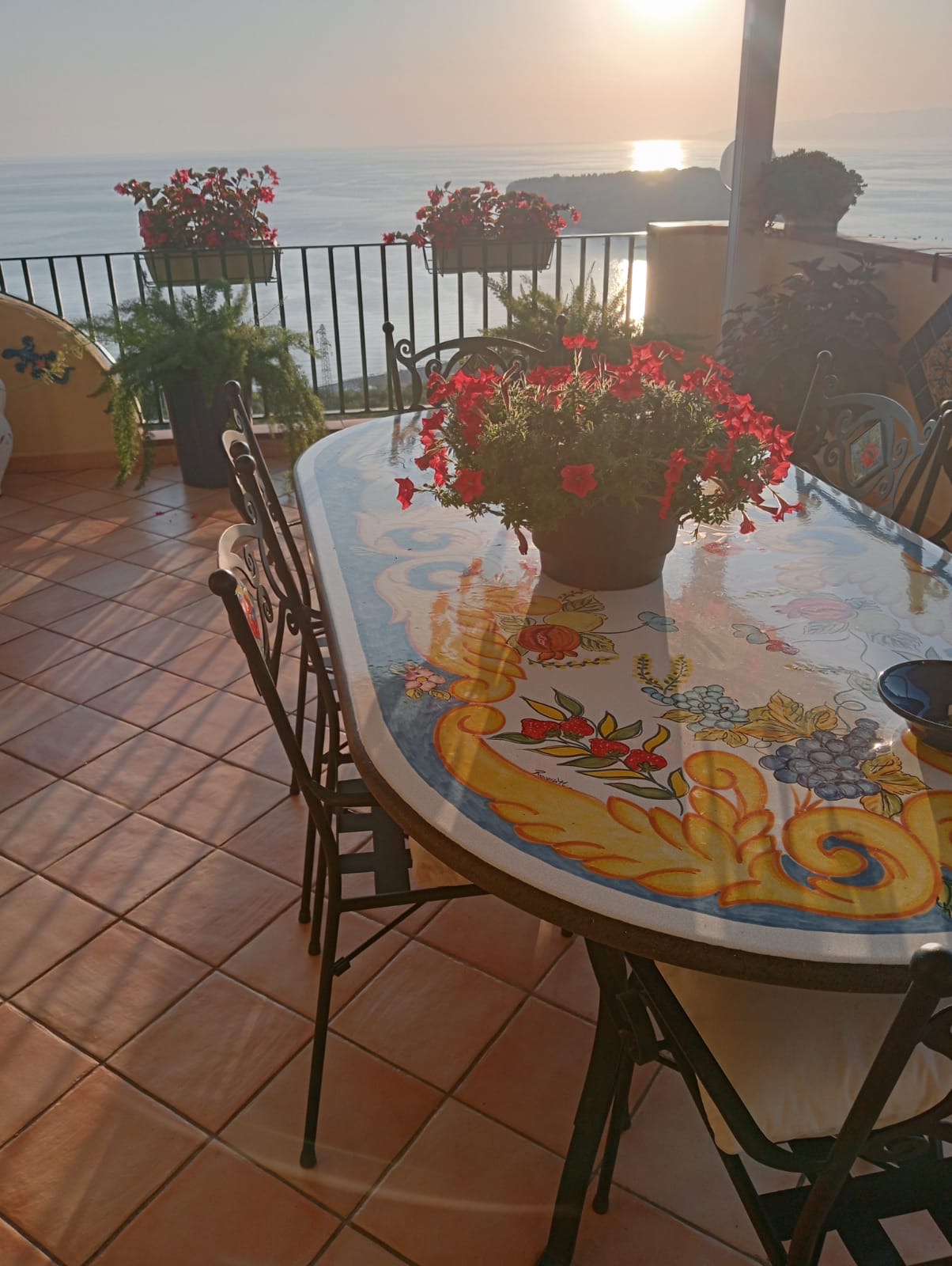 Luxurious Villa San Nicola Arcella - 360° Views, 5 Terraces, Arco Magno and Dinosaur Island.