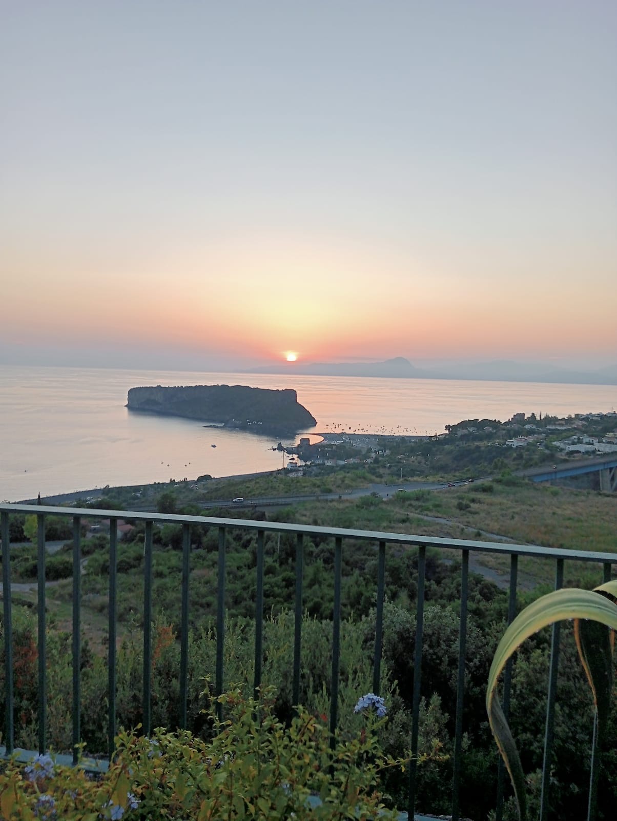 Luxurious Villa San Nicola Arcella - 360° Views, 5 Terraces, Arco Magno and Dinosaur Island.