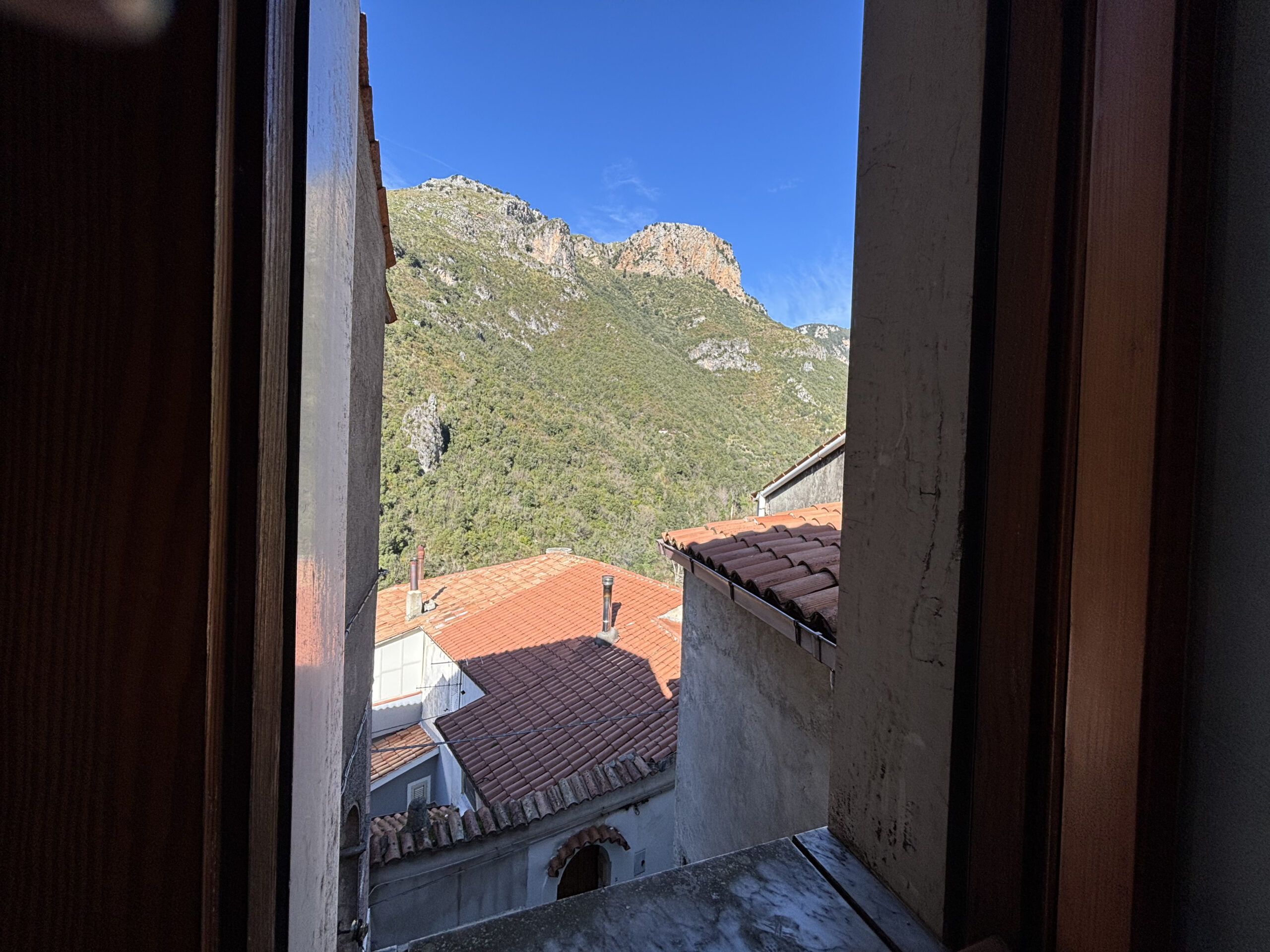 Orsomarso development - House to be renovated, Additional building, Basement, Close to Pollino Rafting.