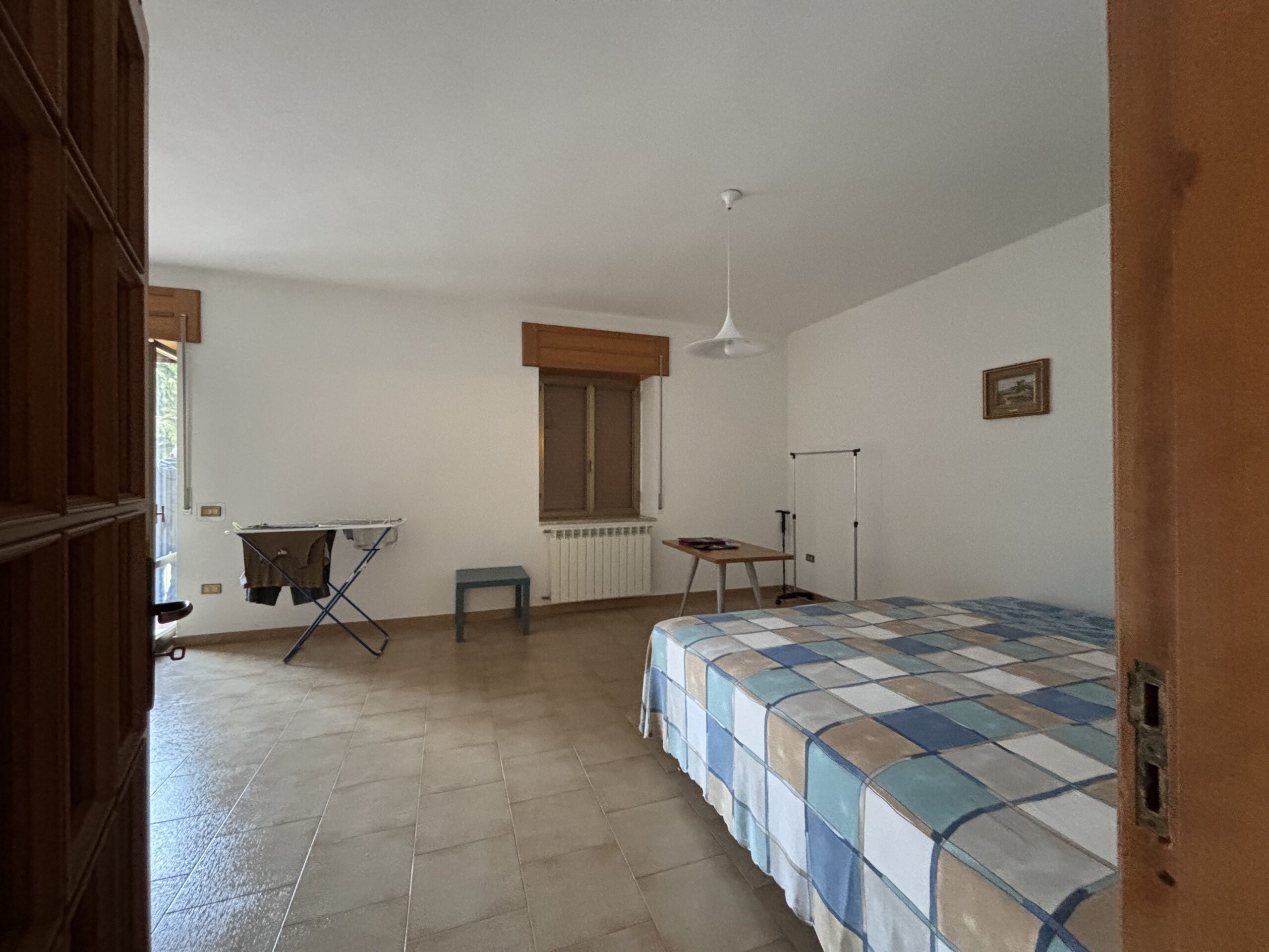 Villa 200m² Lauria Pecorone - Plot 4000m², 2 Kitchens, Fireplaces, Close to Lago Sirino and Pollino.