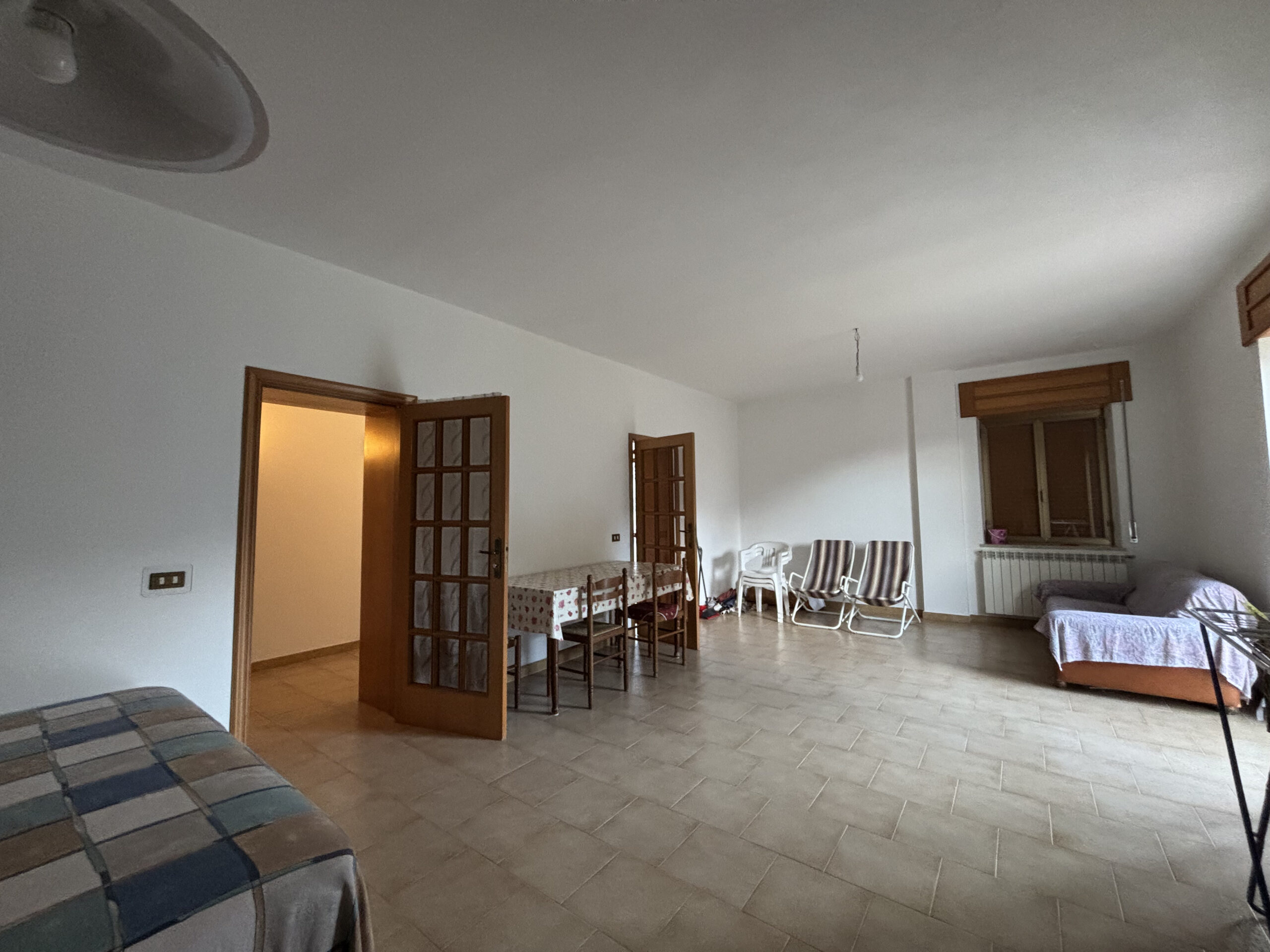Villa 200m² Lauria Pecorone - Plot 4000m², 2 Kitchens, Fireplaces, Close to Lago Sirino and Pollino.