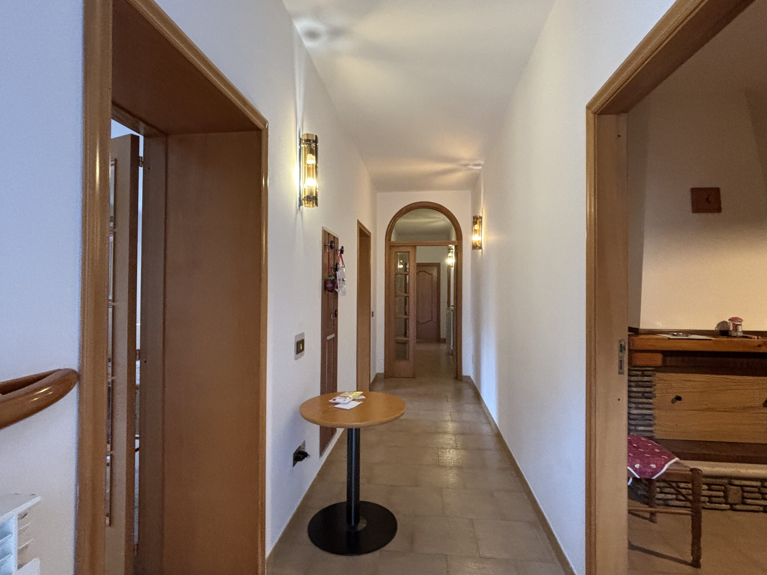 Villa 200m² Lauria Pecorone - Plot 4000m², 2 Kitchens, Fireplaces, Close to Lago Sirino and Pollino.