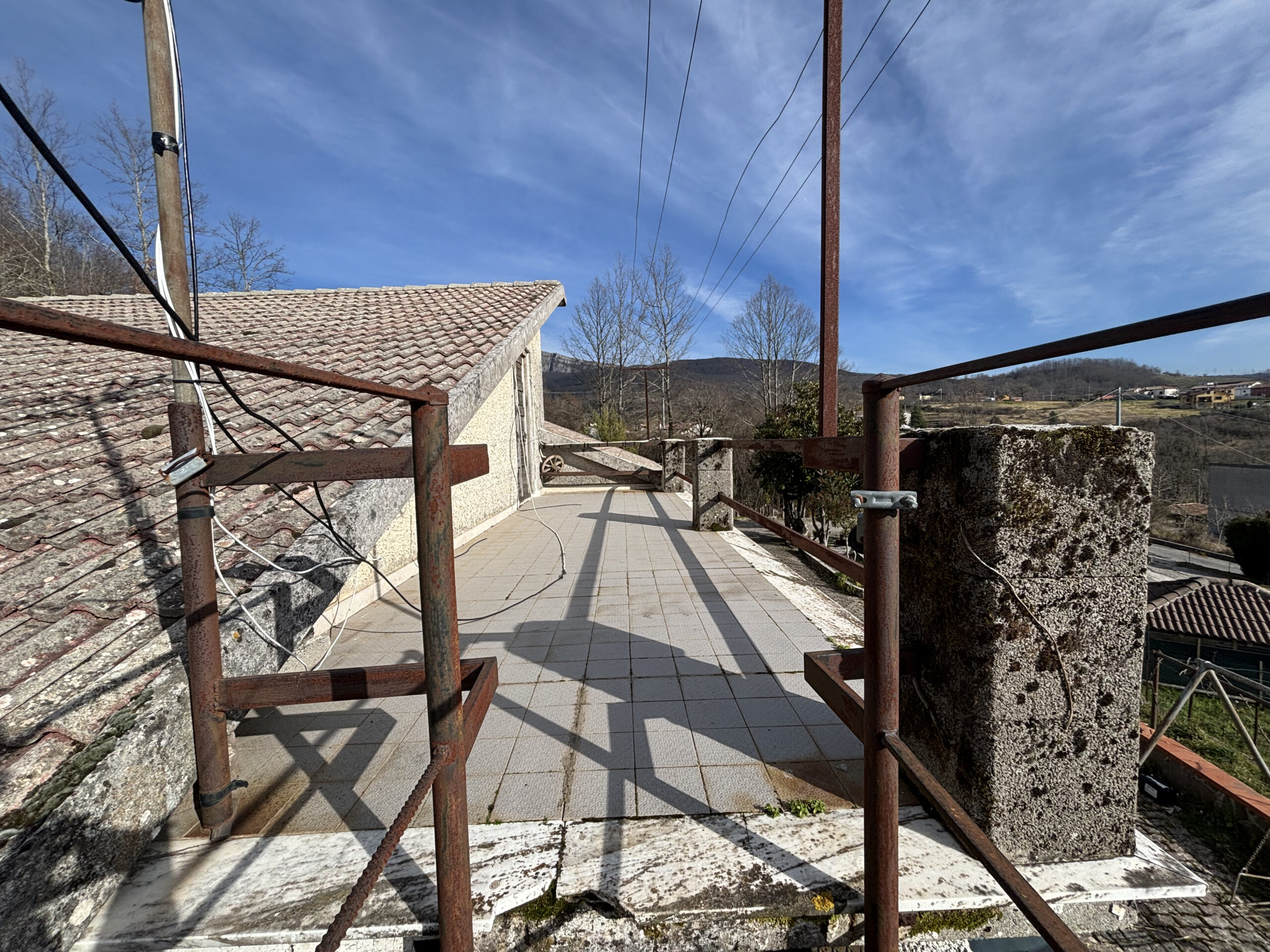 Freehold villa in Lauria-Cogliandrino.