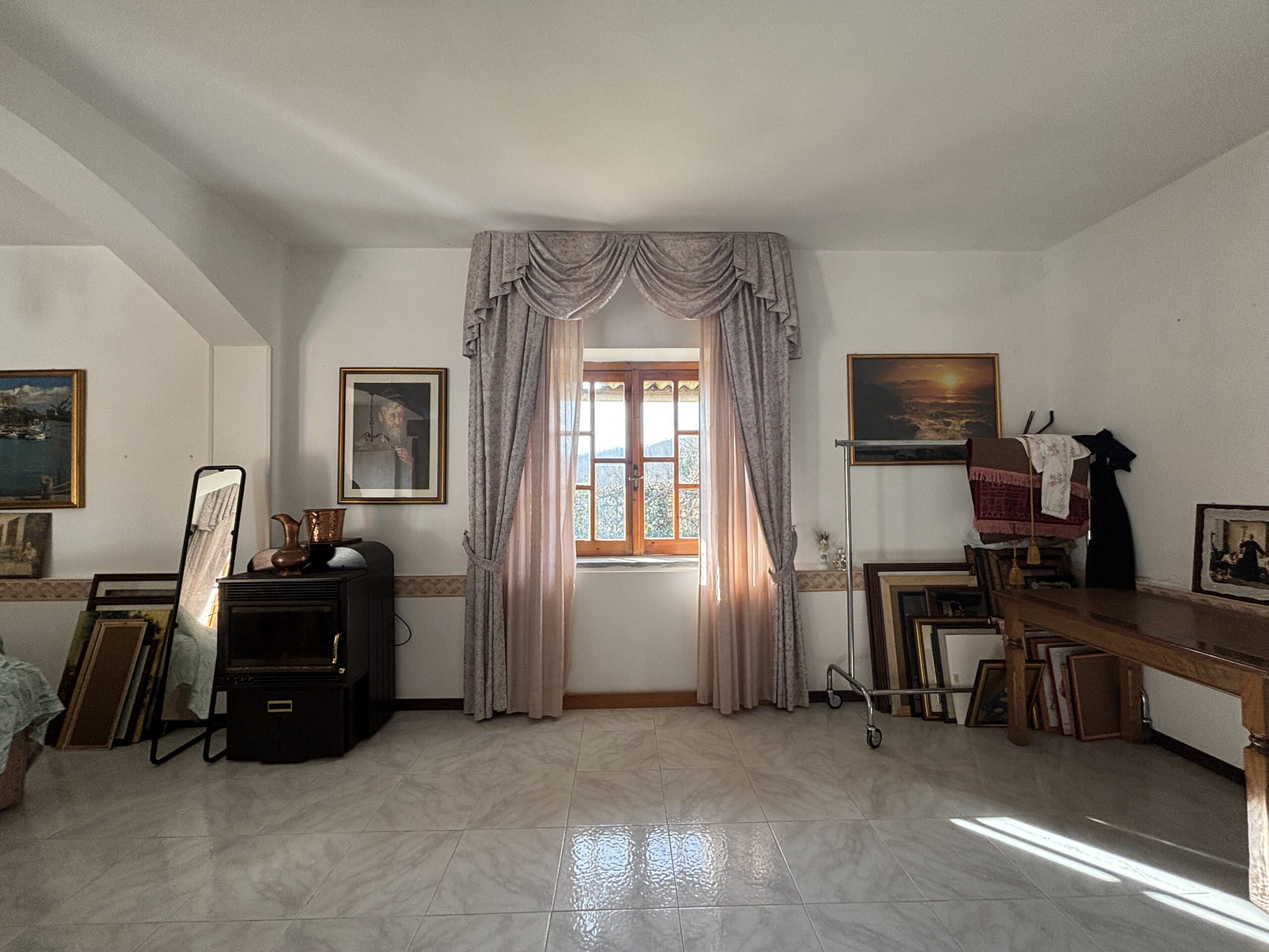 Freehold villa in Lauria-Cogliandrino.