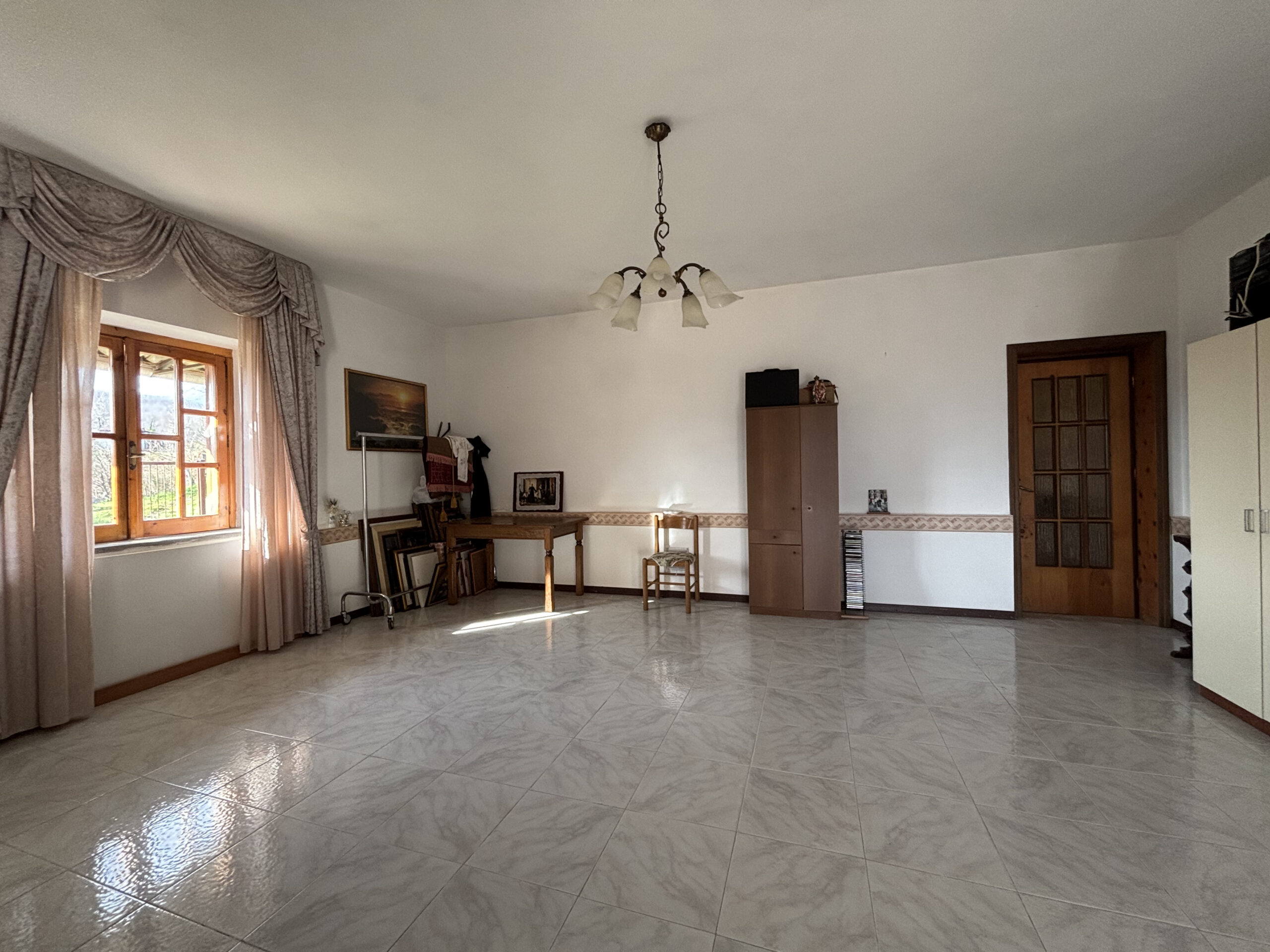 Freehold villa in Lauria-Cogliandrino.