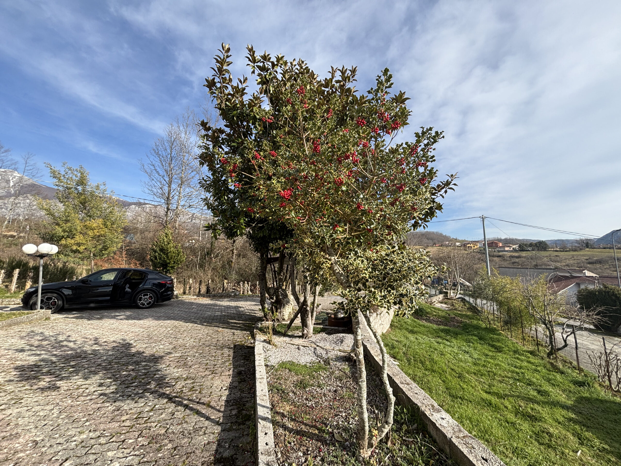 Freehold villa in Lauria-Cogliandrino.