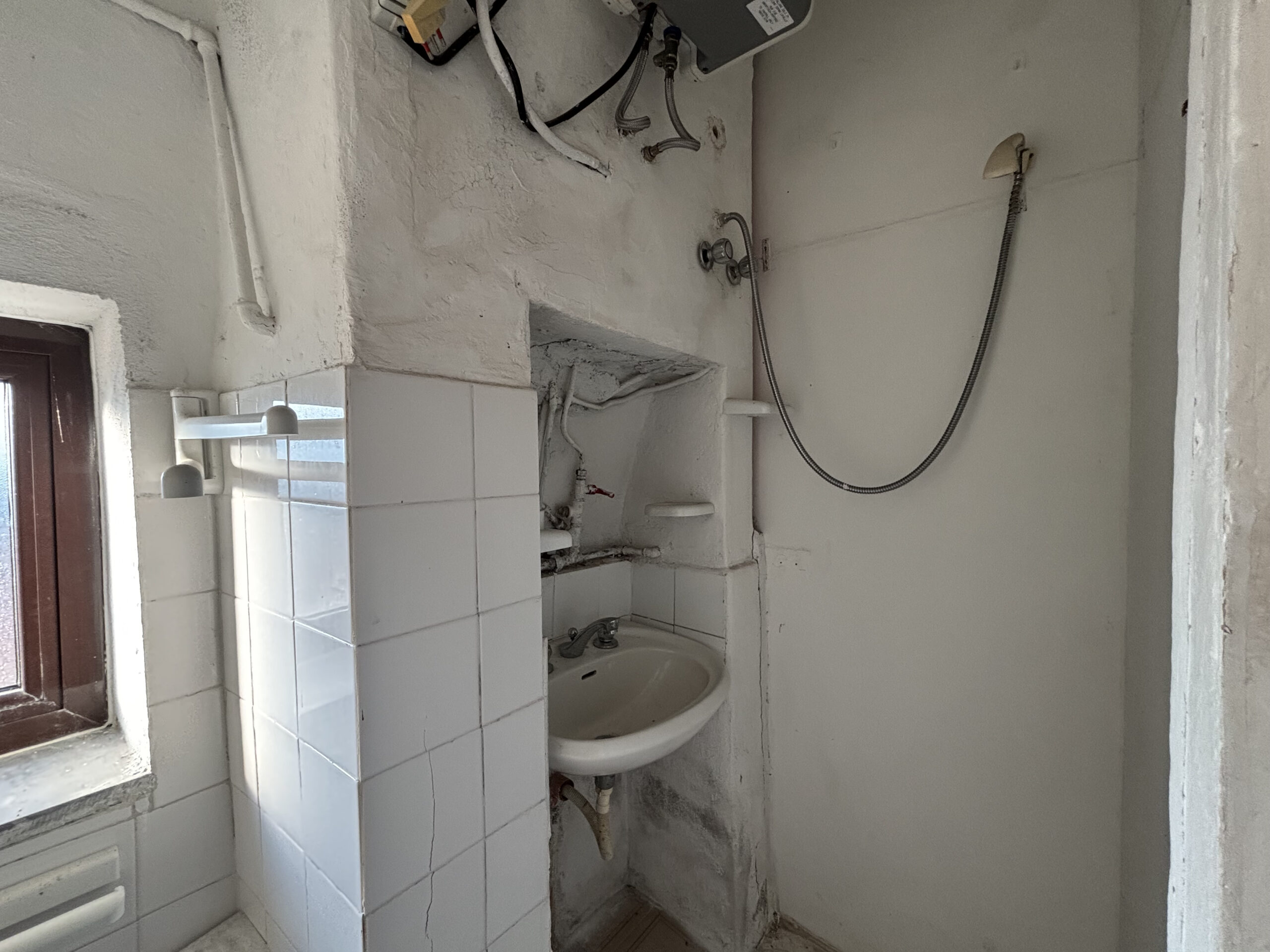 Home for Major Renovation Lauria - Investment in Historic Center with Views of the Valley and Basilicata Mountains.