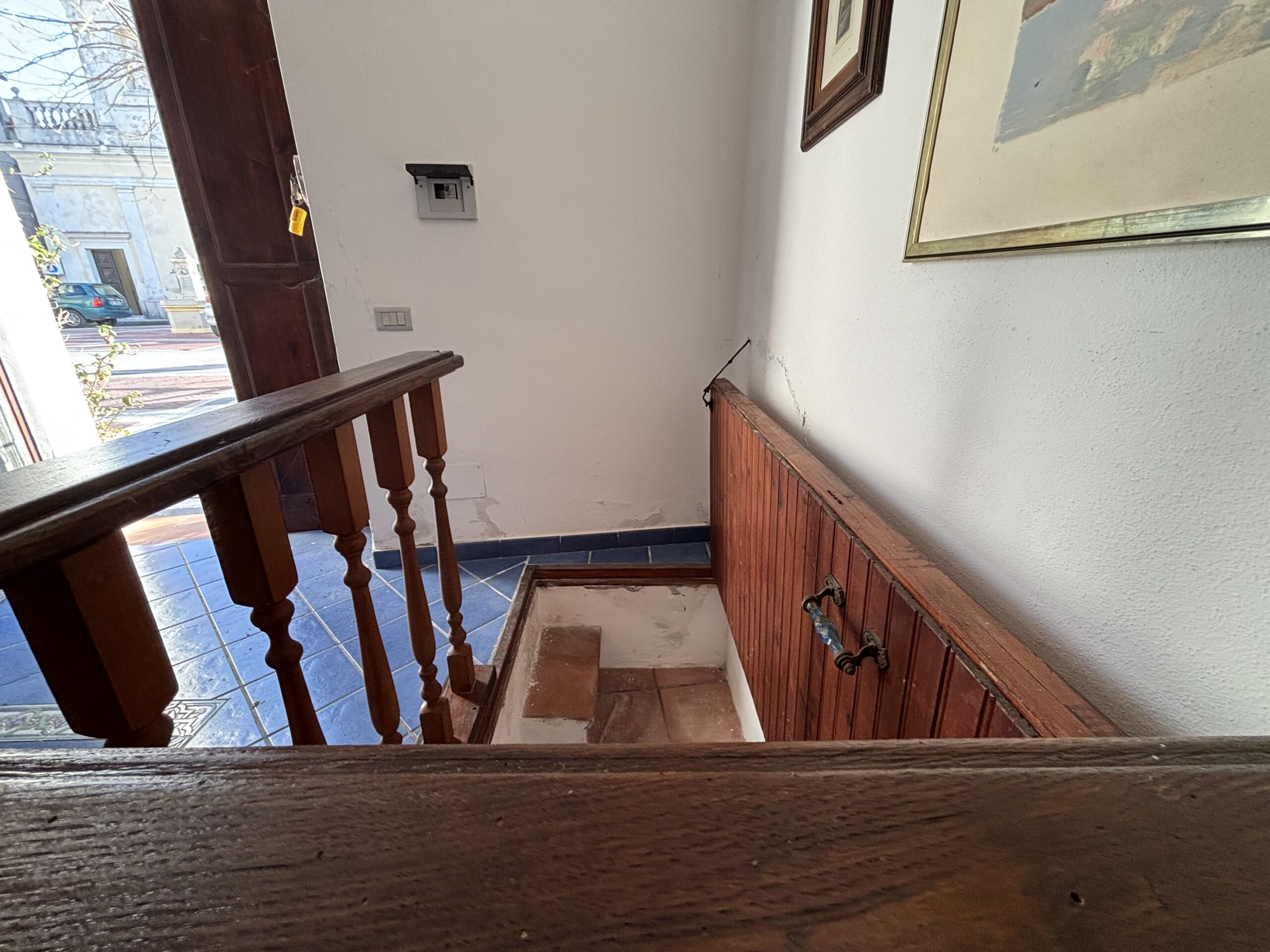 Tortora duplex flat - Medieval Centre, Tyrrhenian Sea view, Investment.