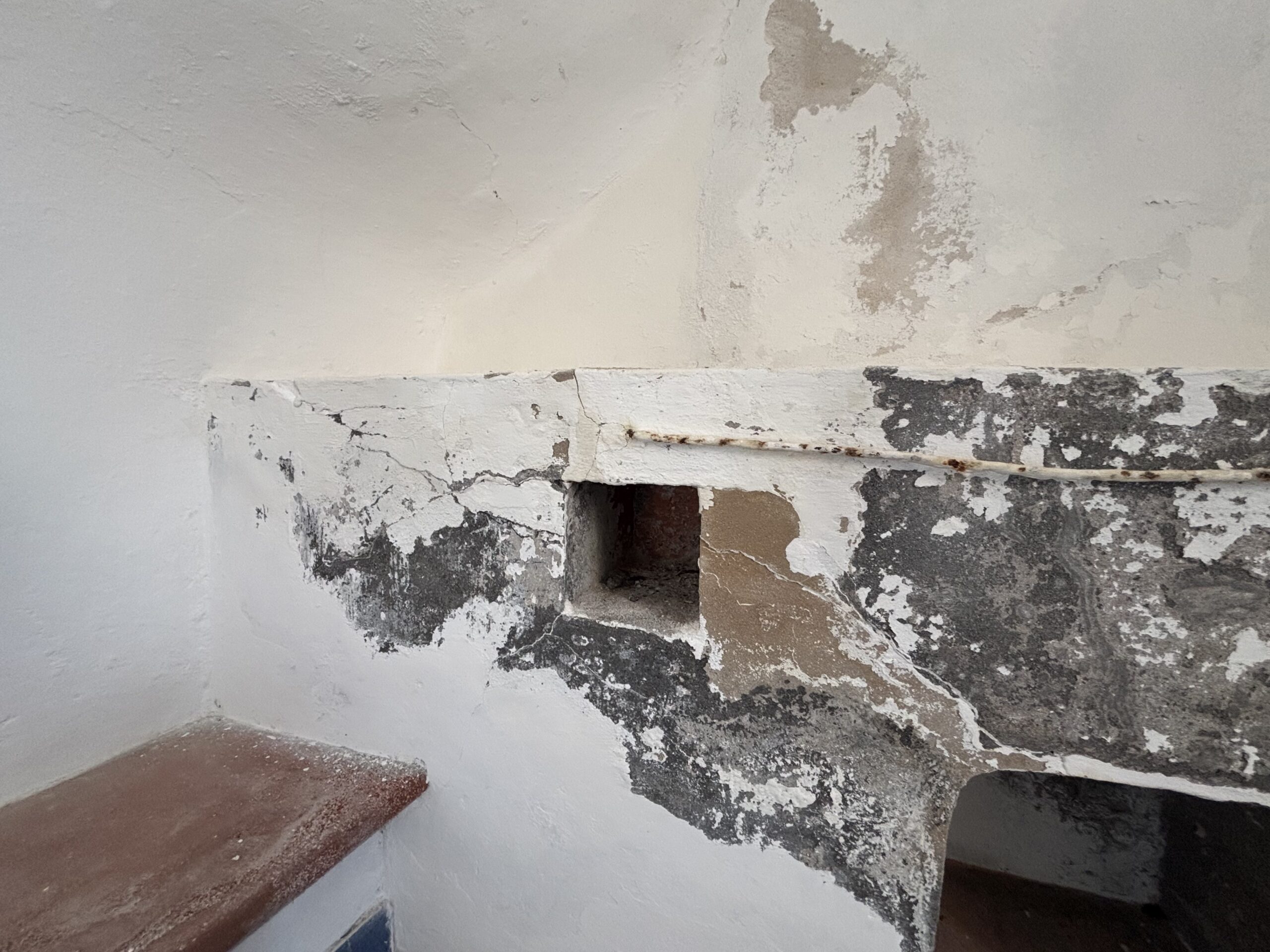 Tortora duplex flat - Medieval Centre, Tyrrhenian Sea view, Investment.