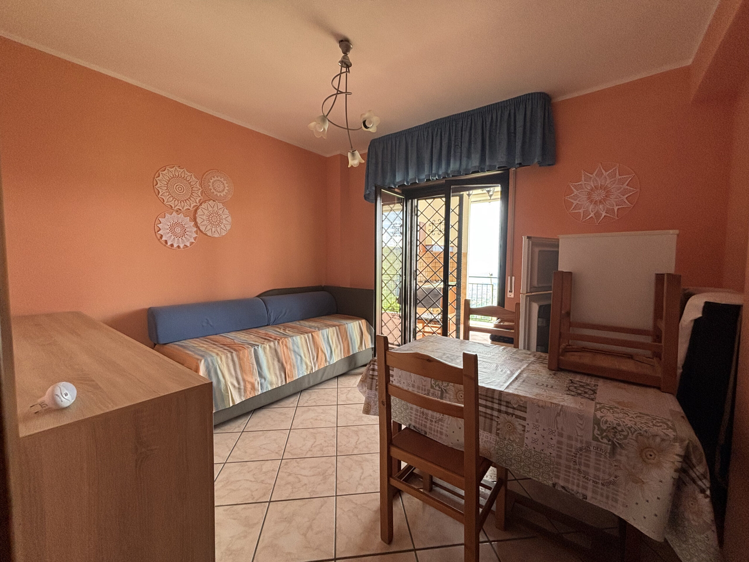 Apartment Maierà 7km from the Sea - Two Independent Apartments, View of the Cedar Riviera, Two Kitchens.