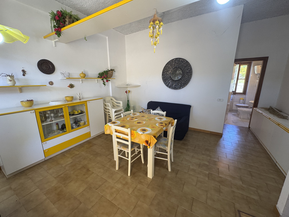 Home in San Lucido - sea view, surrounded by greenery, close to big cities.