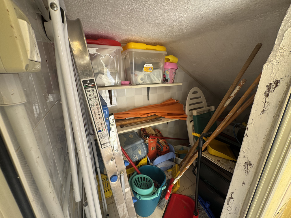 Home in San Lucido - sea view, surrounded by greenery, close to big cities.