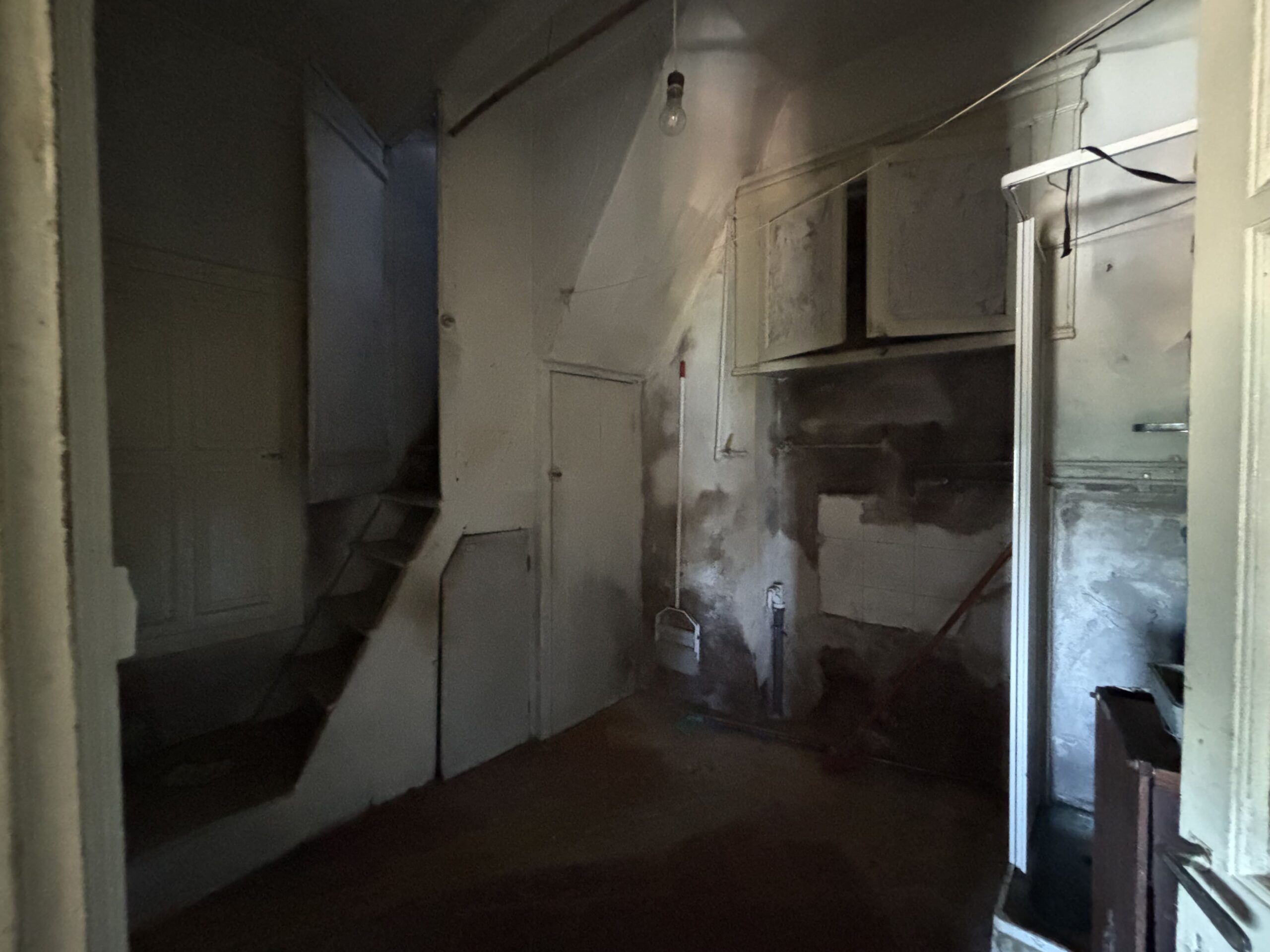 Home to Renovate Lauria - 80m², Garage Carved in Rock, View of Monte Arno Basilicata.