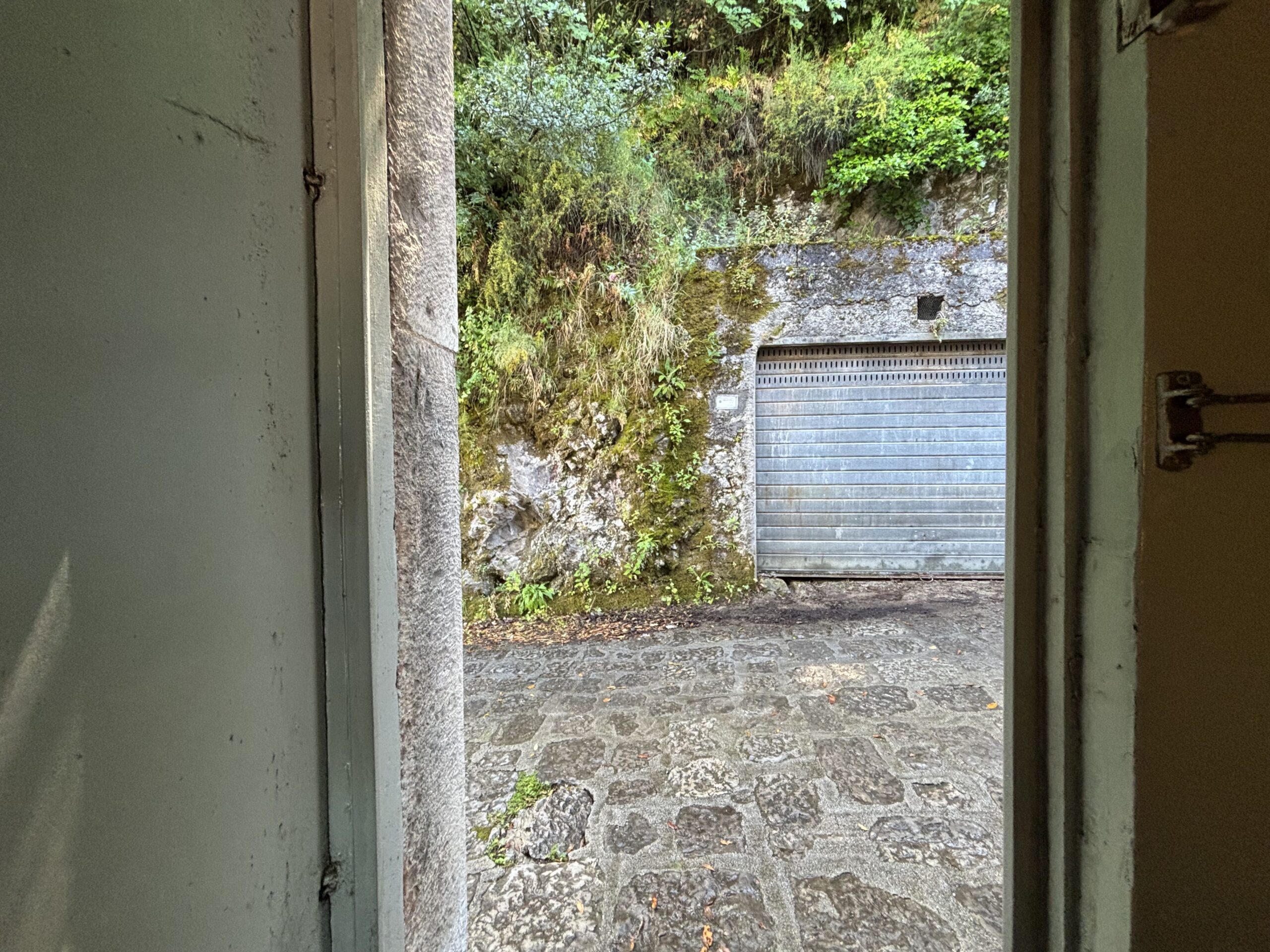 Home to Renovate Lauria - 80m², Garage Carved in Rock, View of Monte Arno Basilicata.