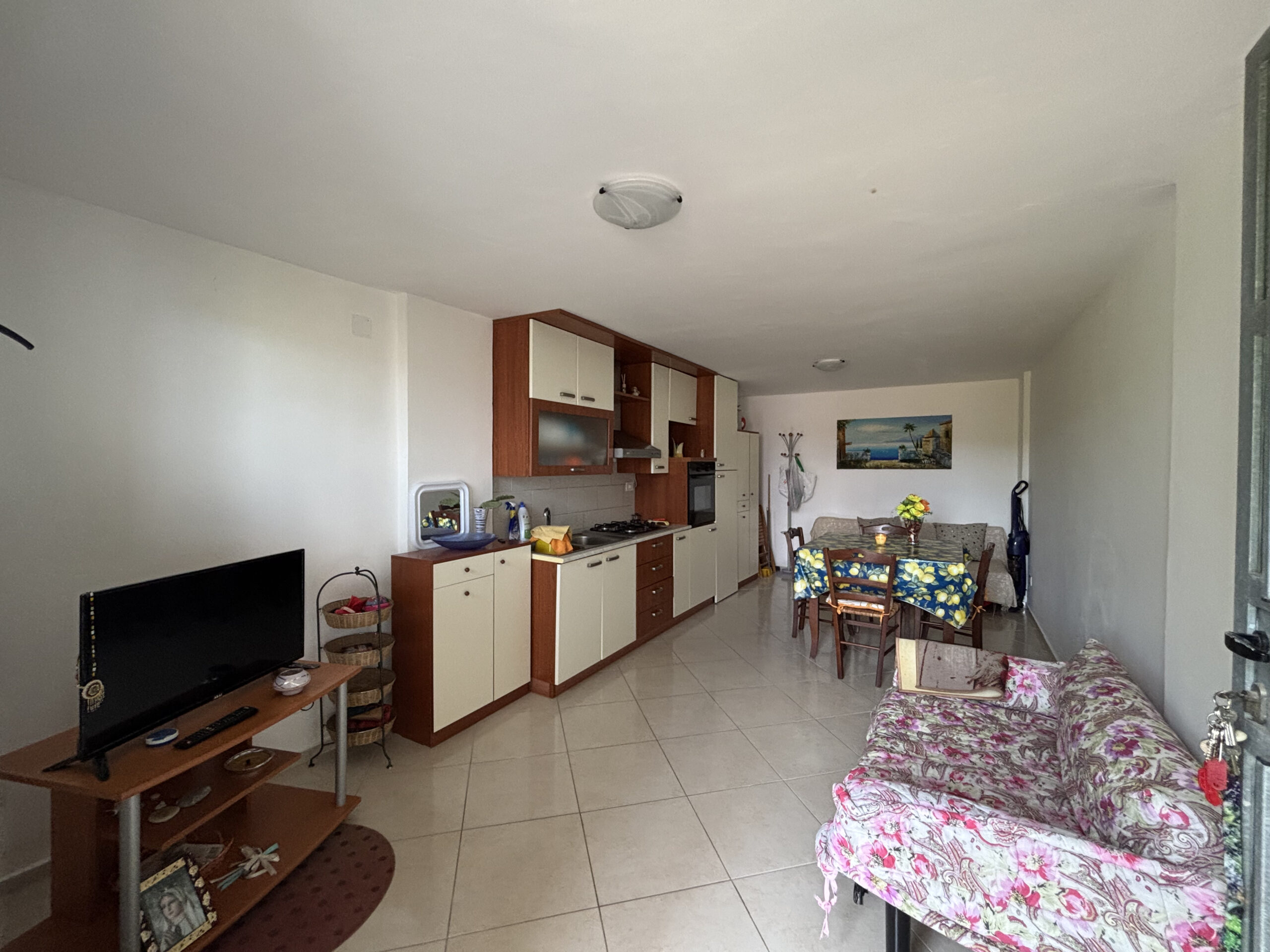 Inwestycyjny Dom Szeregowy Scalea / San Nicola Arcella – Dwa Apartamenty na Wynajem Kalabria