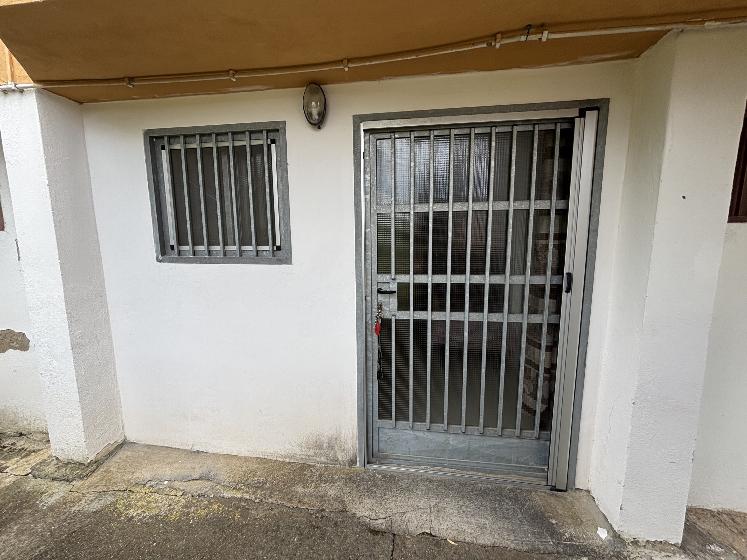 Inwestycyjny Dom Szeregowy Scalea / San Nicola Arcella – Dwa Apartamenty na Wynajem Kalabria