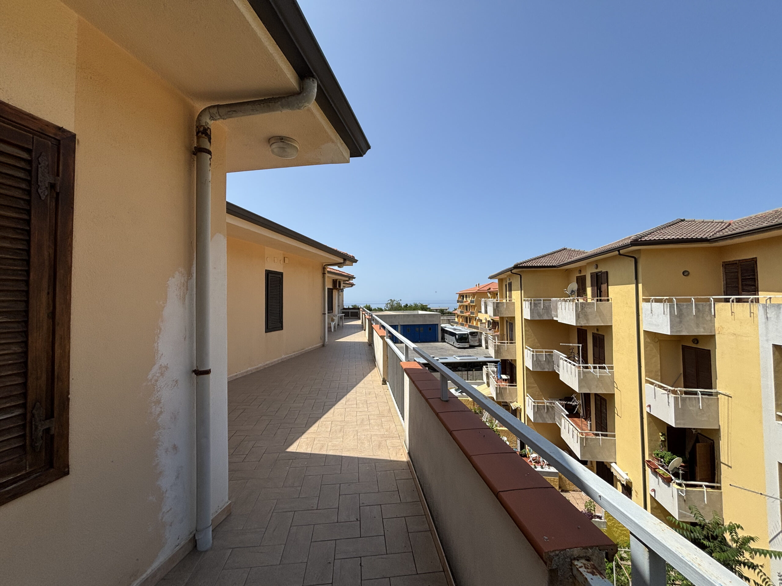 Apartment 100m from the Sea Terme Guardia Piemontese - View, Balcony and Proximity to the Spa of Calabria.