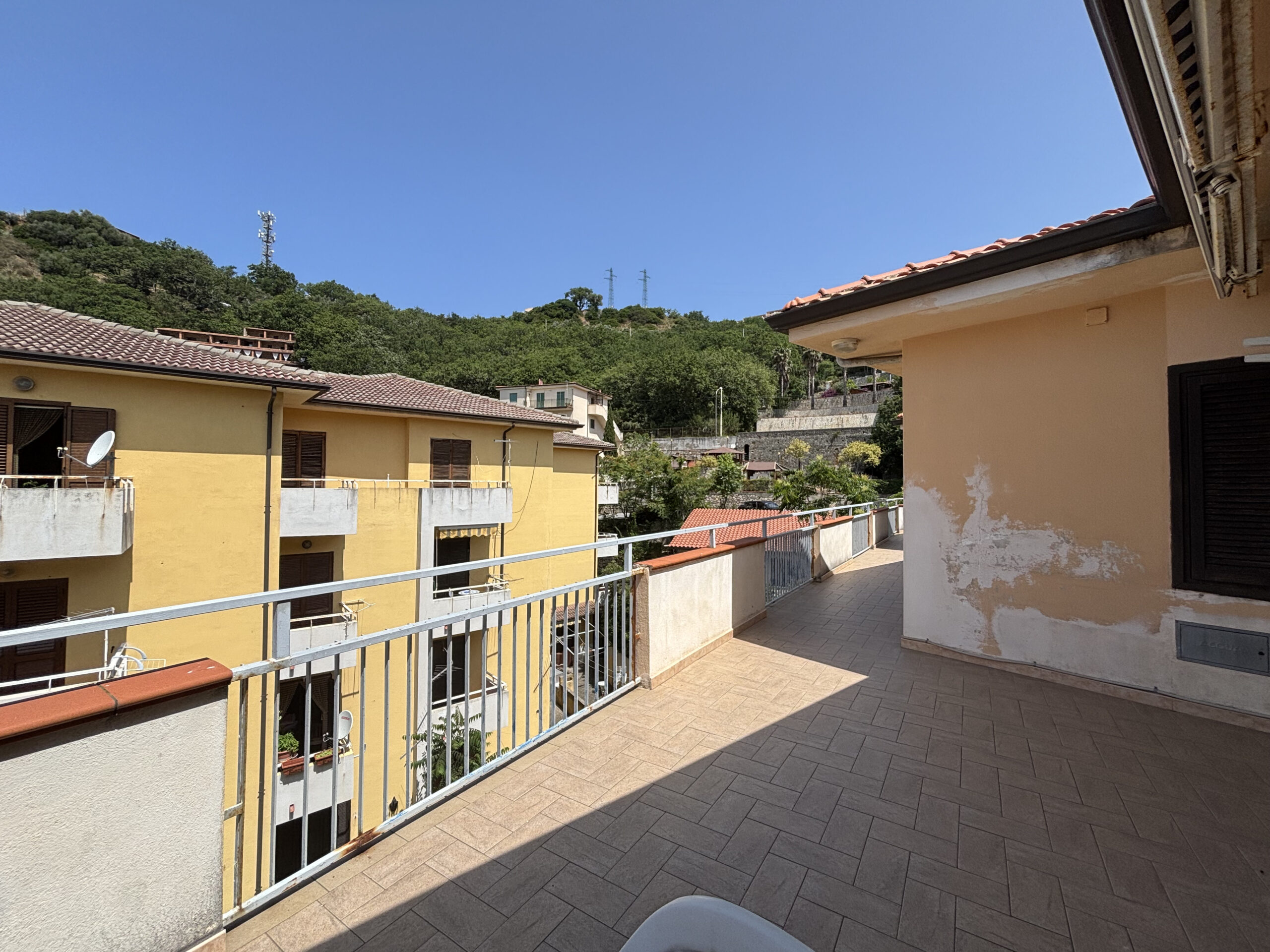 Apartment 100m from the Sea Terme Guardia Piemontese - View, Balcony and Proximity to the Spa of Calabria.