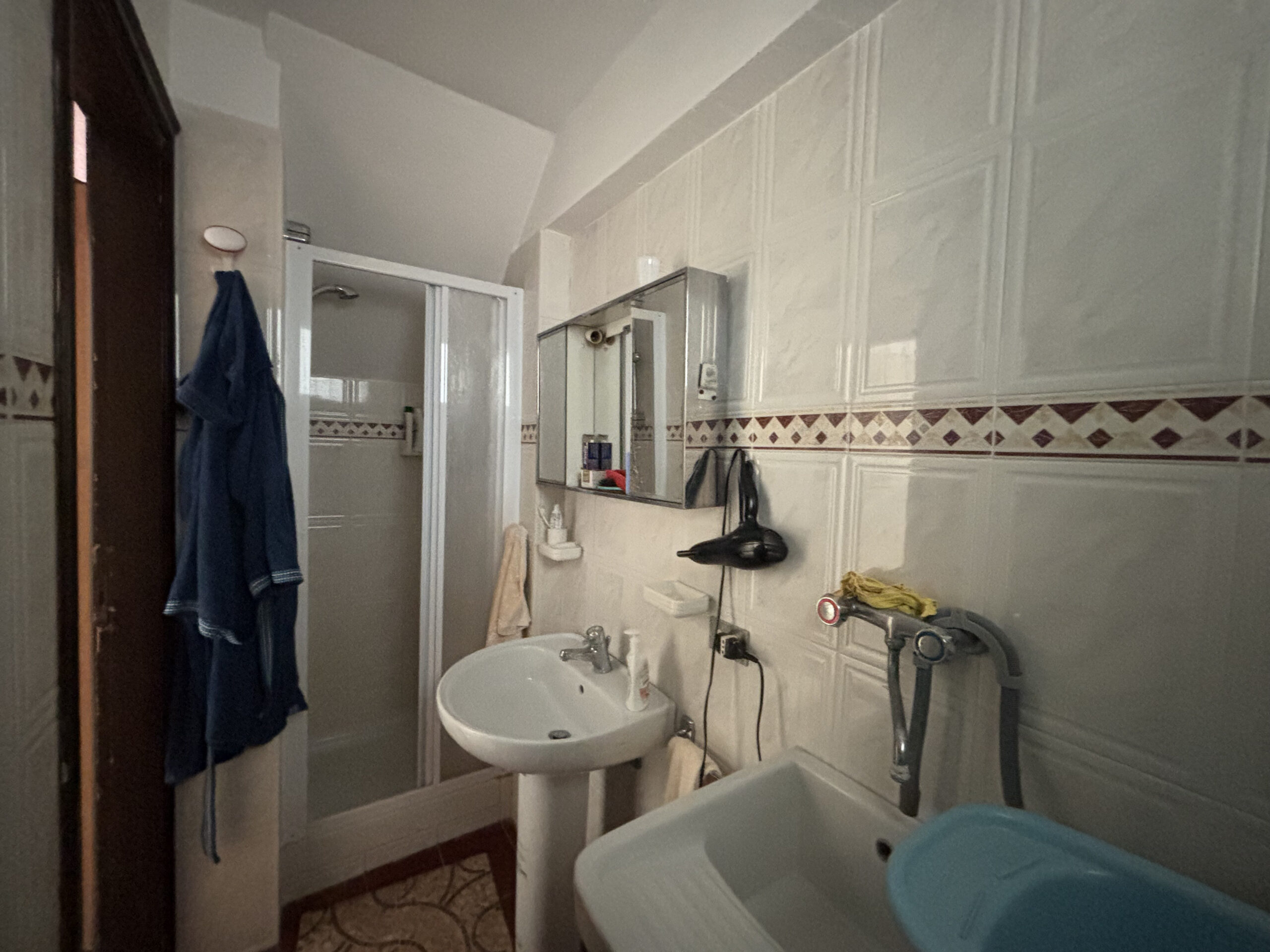 Segmented Villa 120m² - Terme Luigiane, Close to the Sea, Panoramic Terrace and Two Gardens.