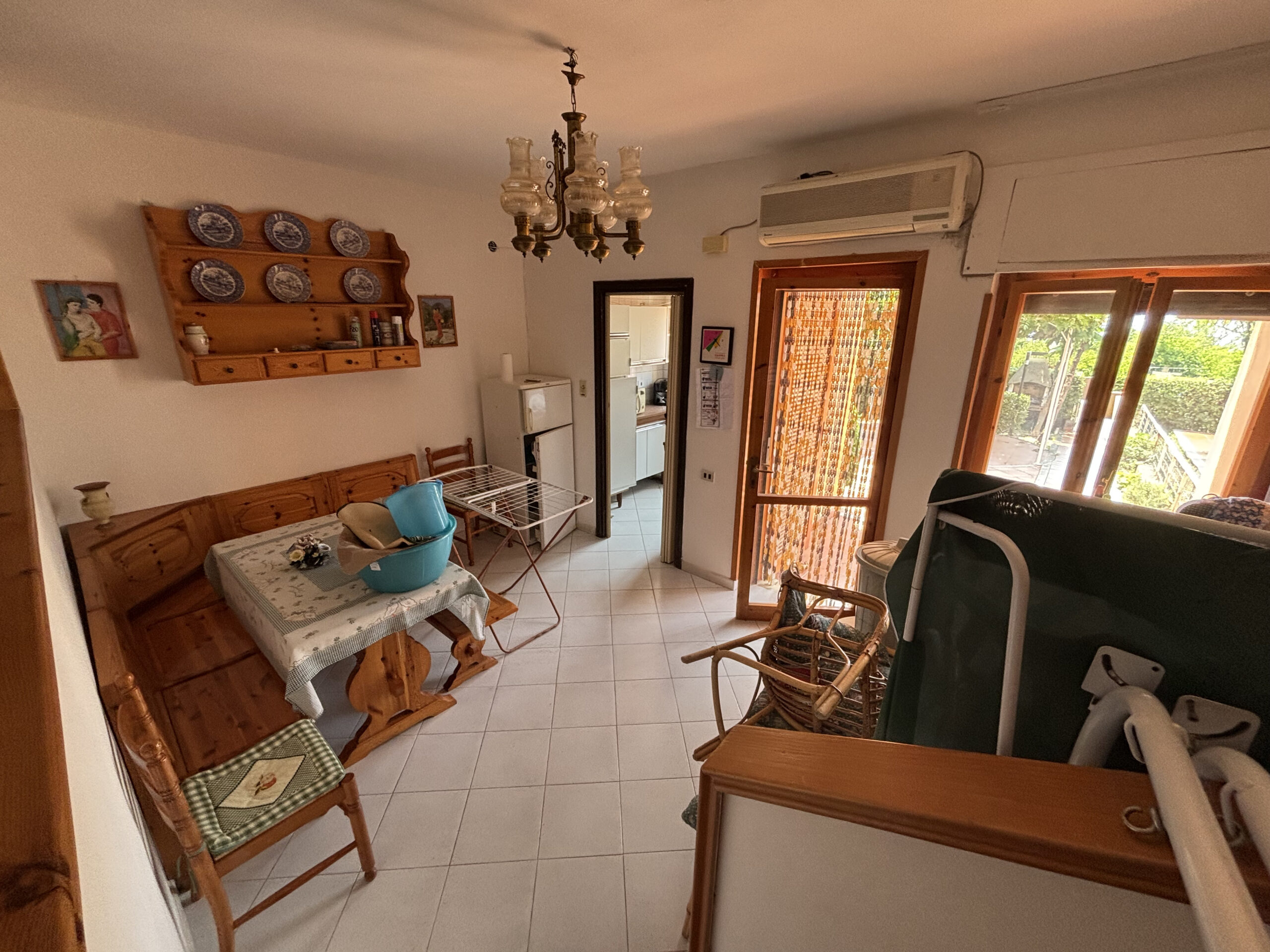 Segmented Villa 120m² - Terme Luigiane, Close to the Sea, Panoramic Terrace and Two Gardens.