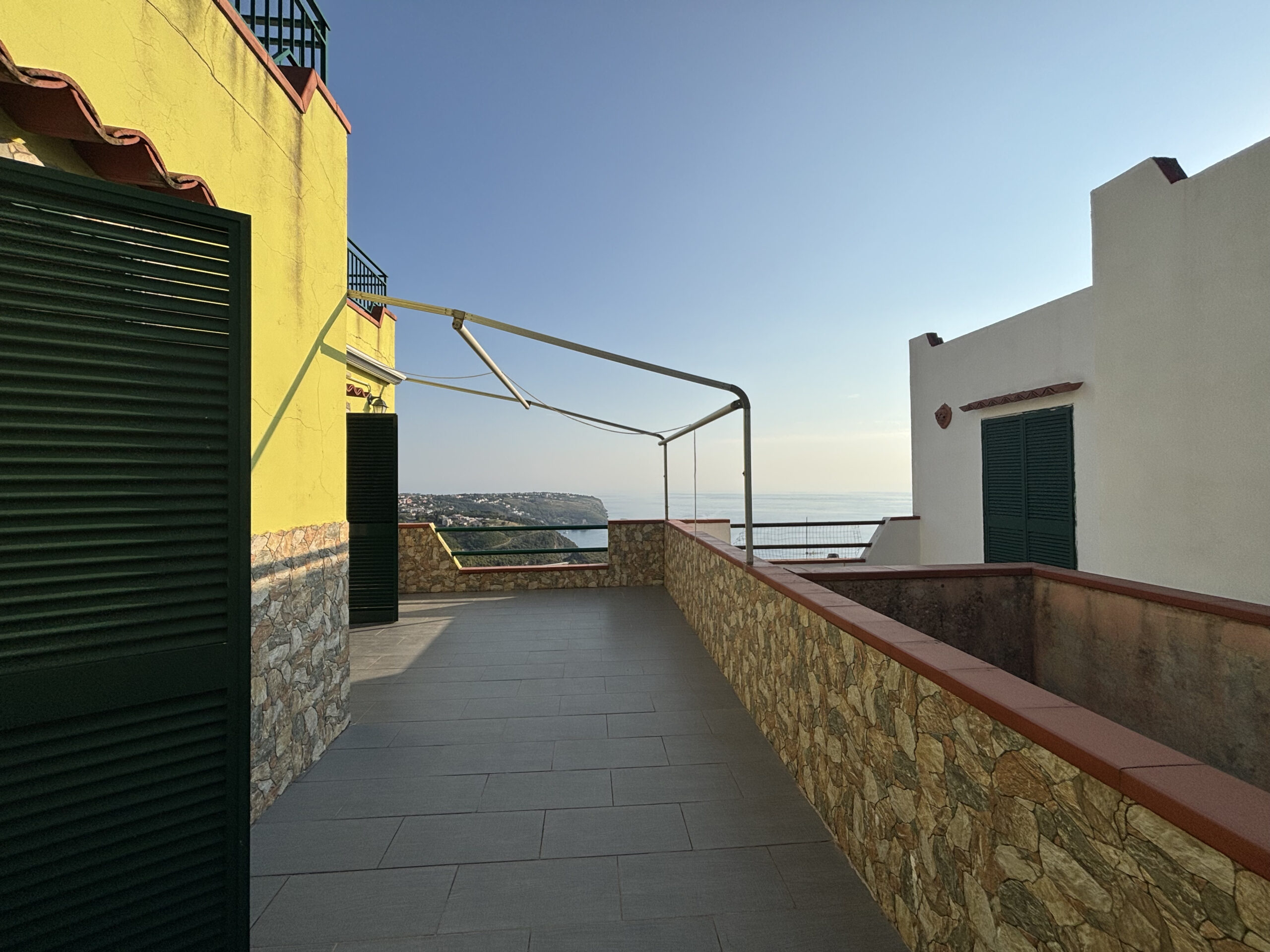 Apartment San Nicola Arcella - Panoramic Terrace with Sea View, 2 Bedrooms and 2 Bathrooms.