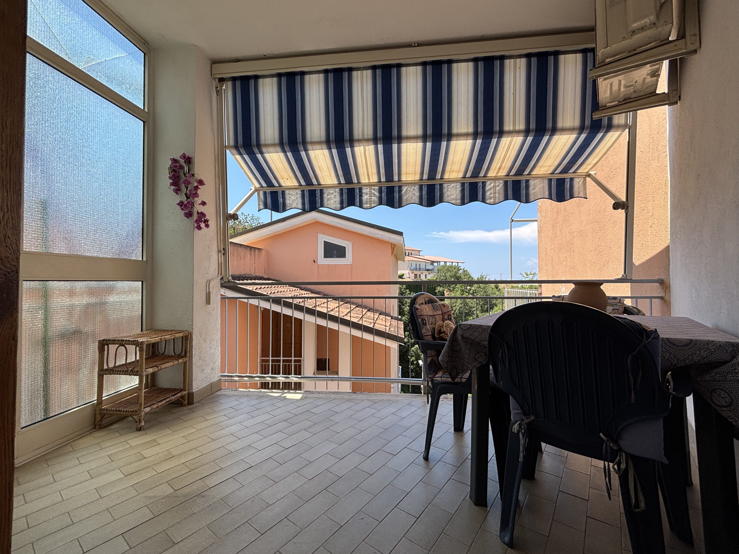 Apartment San Nicola Arcella - Panoramic Terrace with Sea View and Garage with Laundry Function.