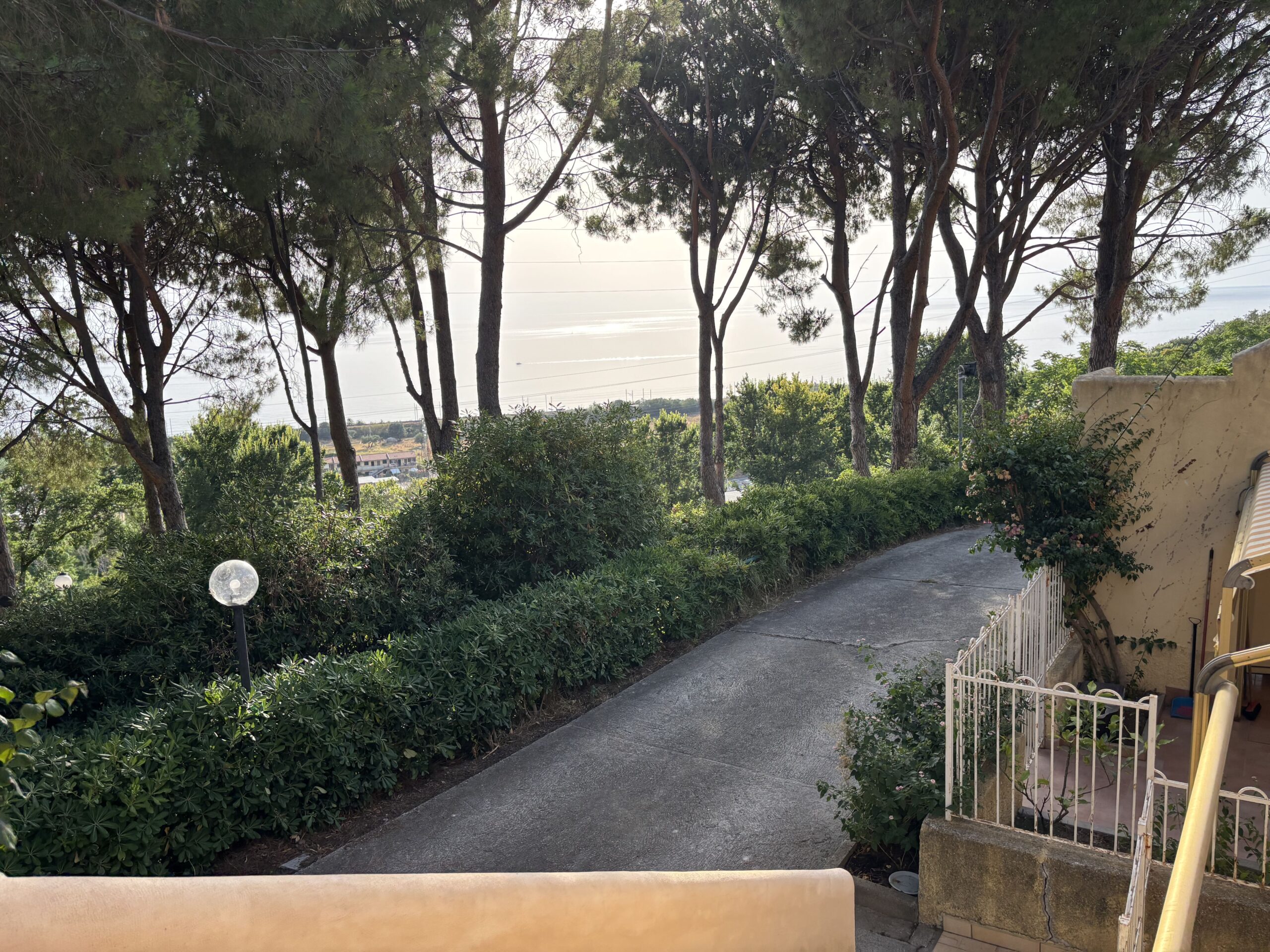 Apartment in San Lucido - sea view, terrace, ready to move in.