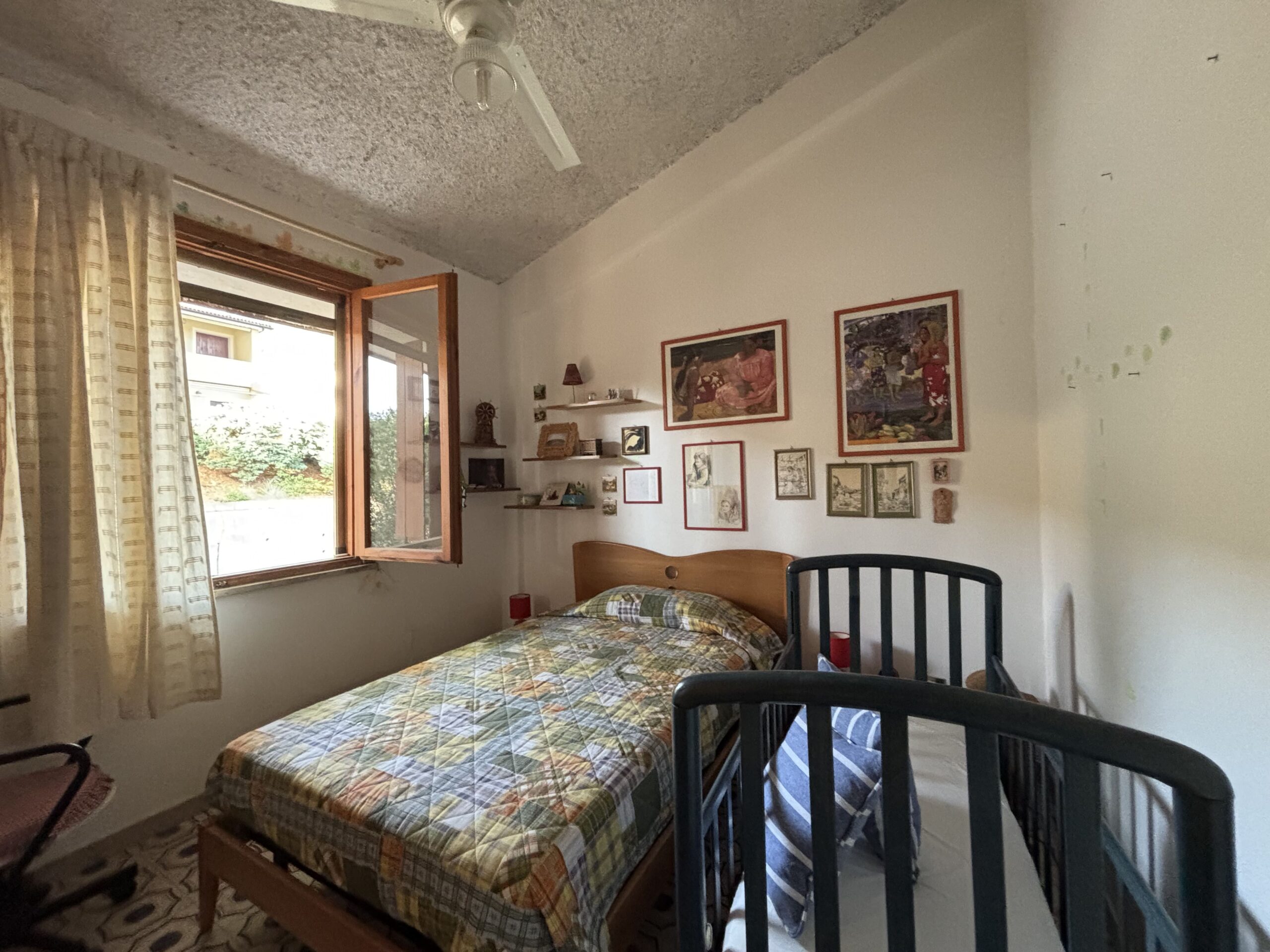 Apartment in San Lucido - sea view, terrace, ready to move in.