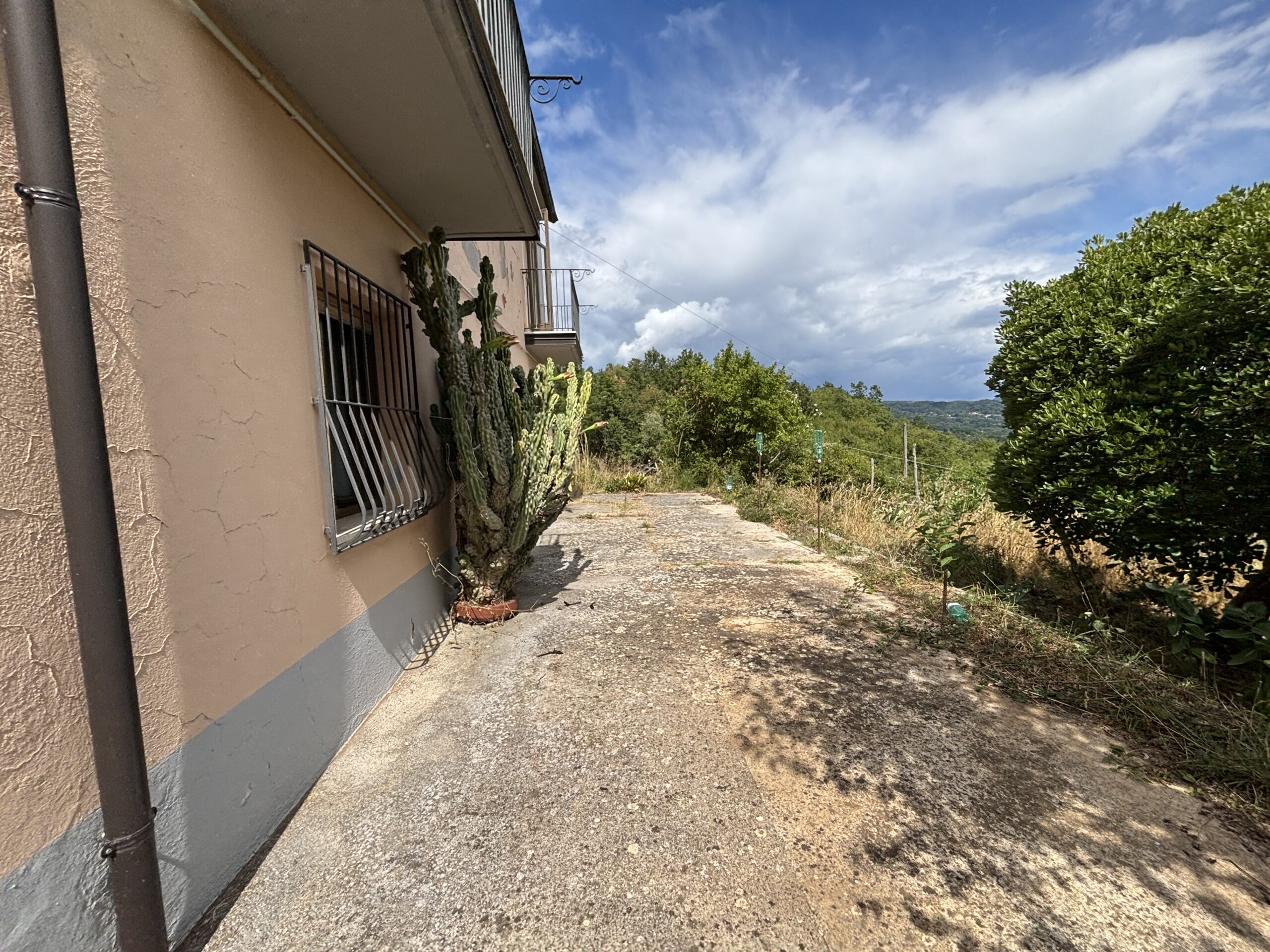 Nemoli Appennino Lucano House - Quiet House with Earth, Farm Buildings, Basilicata Fireplaces.