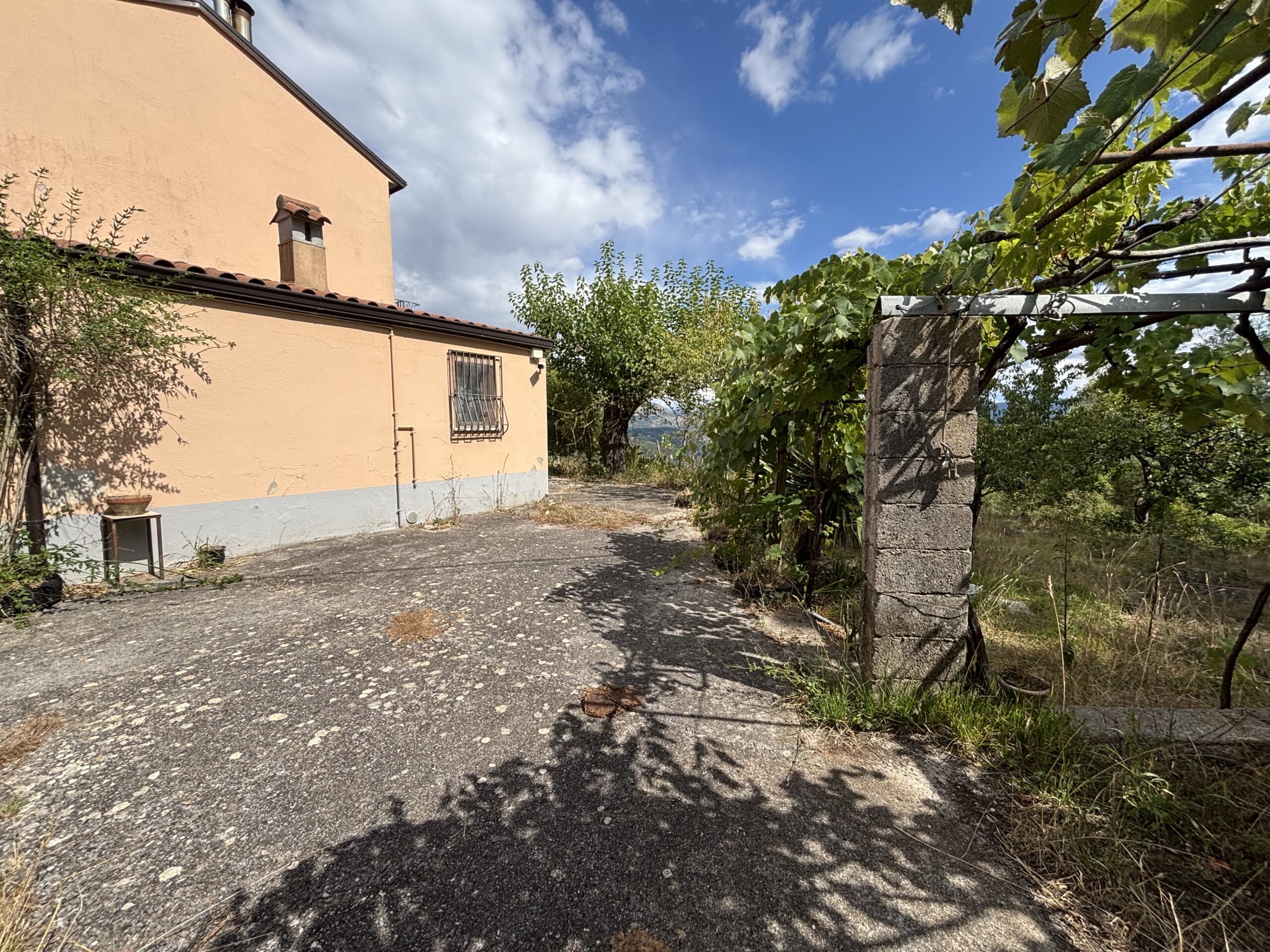 Nemoli Appennino Lucano House - Quiet House with Earth, Farm Buildings, Basilicata Fireplaces.