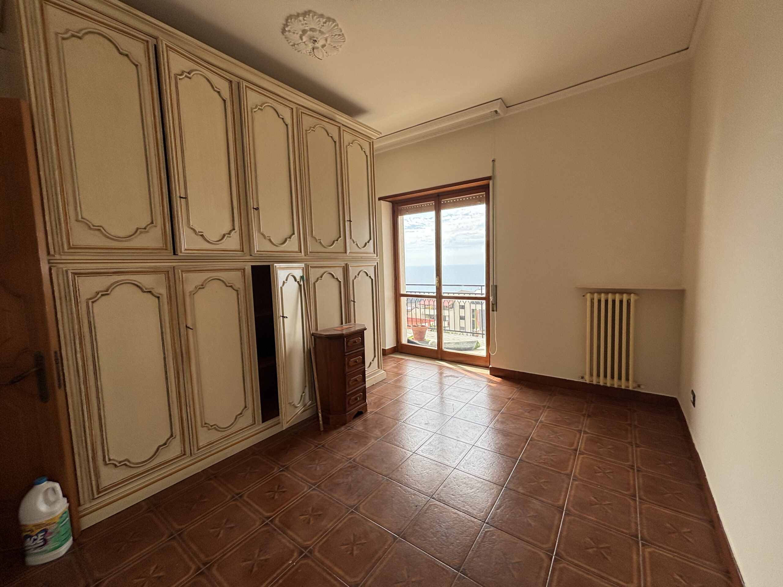 Luxurious Paola Centre Apartment - Attic (Sottotetto) for Adaptation, Balconies and Private Garage.