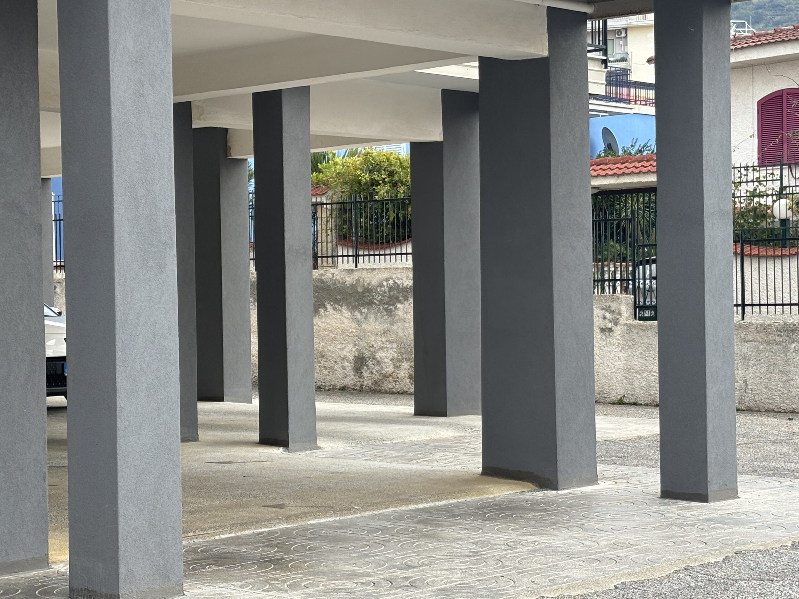 Luxurious Paola Centre Apartment - Attic (Sottotetto) for Adaptation, Balconies and Private Garage.