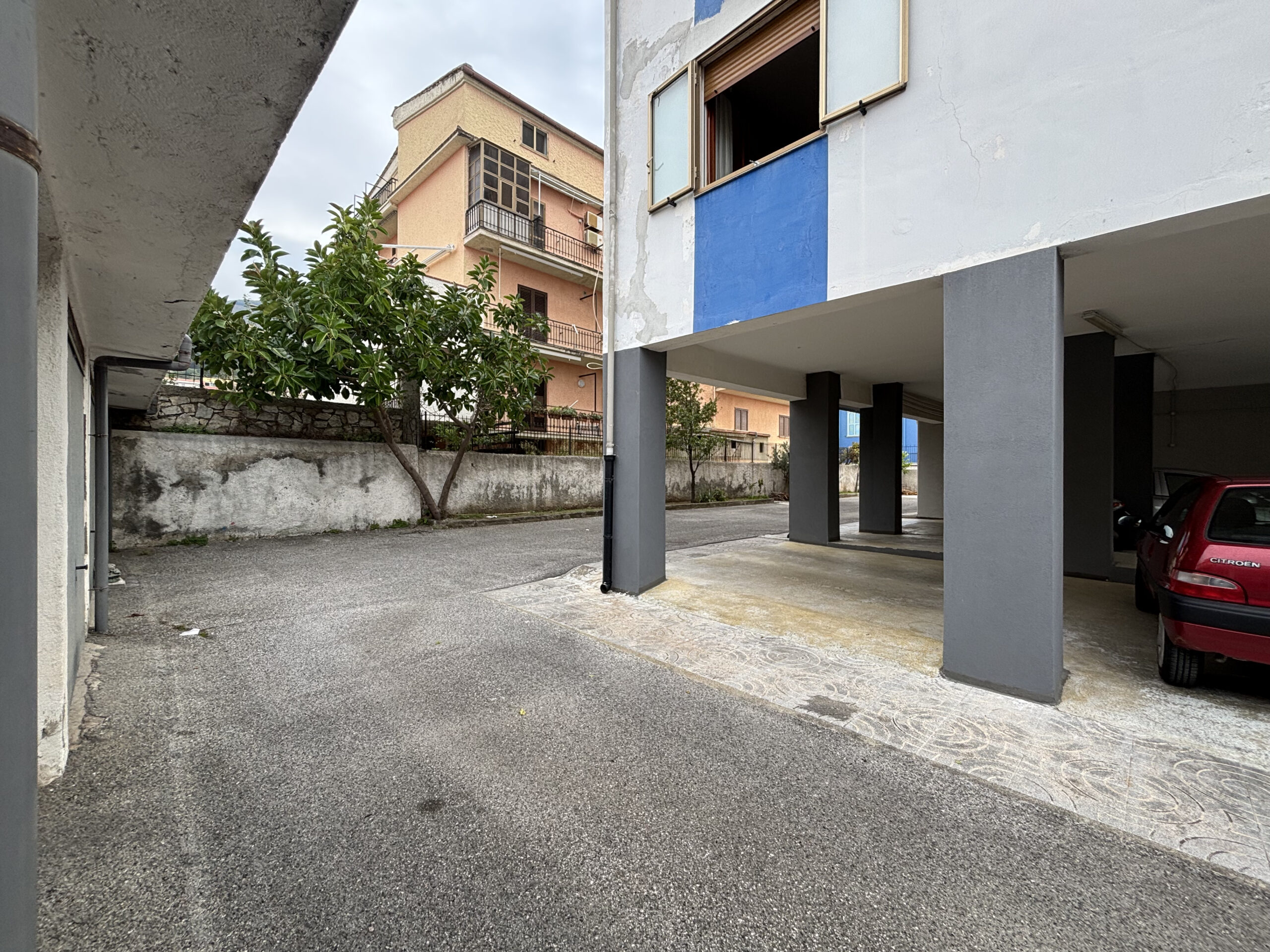 Luxurious Paola Centre Apartment - Attic (Sottotetto) for Adaptation, Balconies and Private Garage.