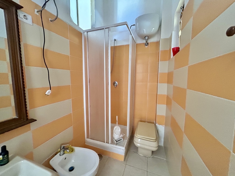 Home for Renovation Acquappesa Historic Centre - Sea View, 1km to the Beach, B&B Investment.