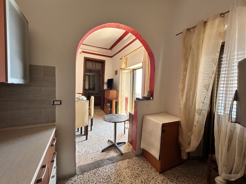Home for Renovation Acquappesa Historic Centre - Sea View, 1km to the Beach, B&B Investment.