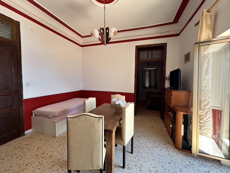 Home for Renovation Acquappesa Historic Centre - Sea View, 1km to the Beach, B&B Investment.