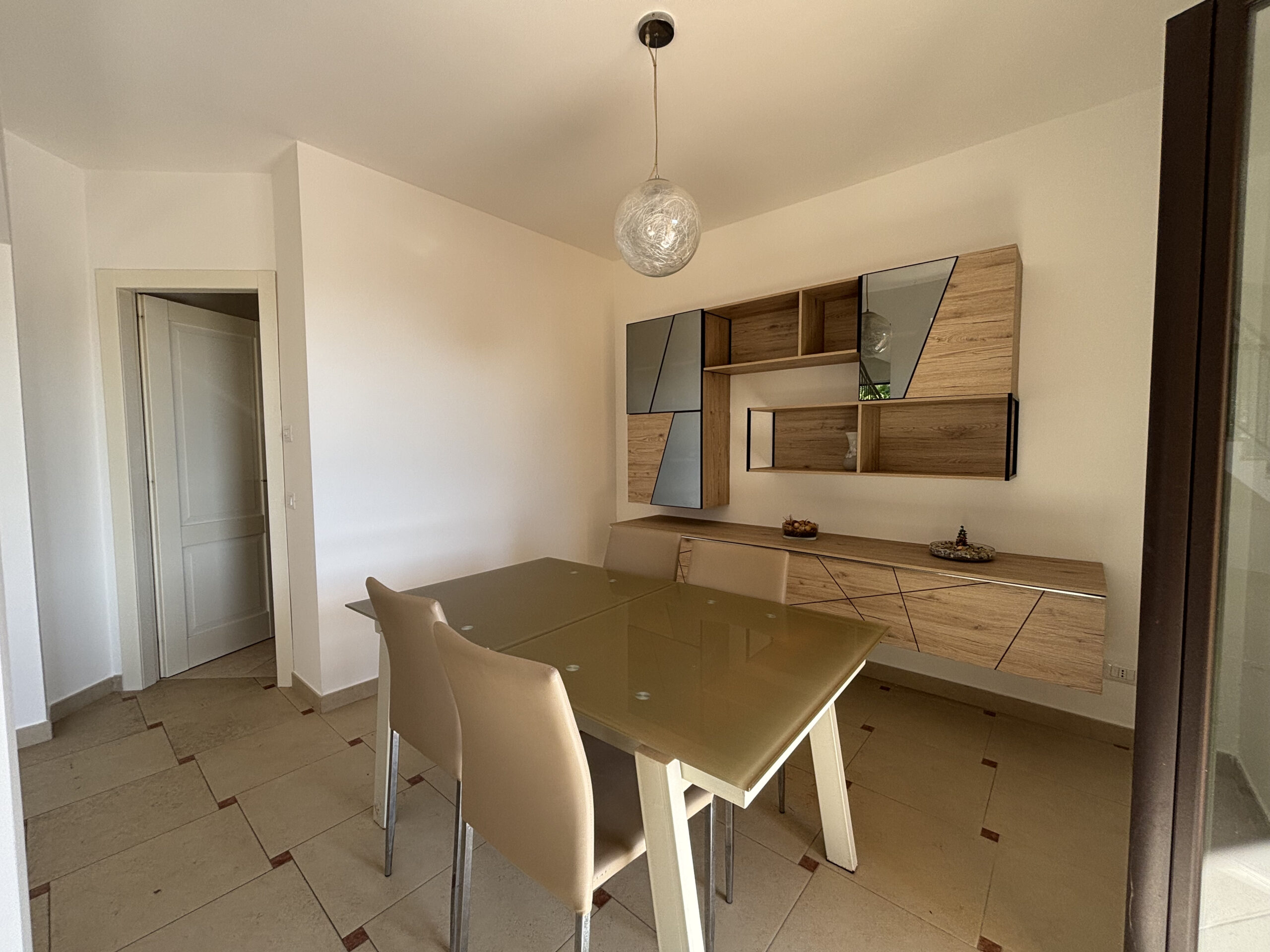 Villa with panoramic sea views in Diamante.