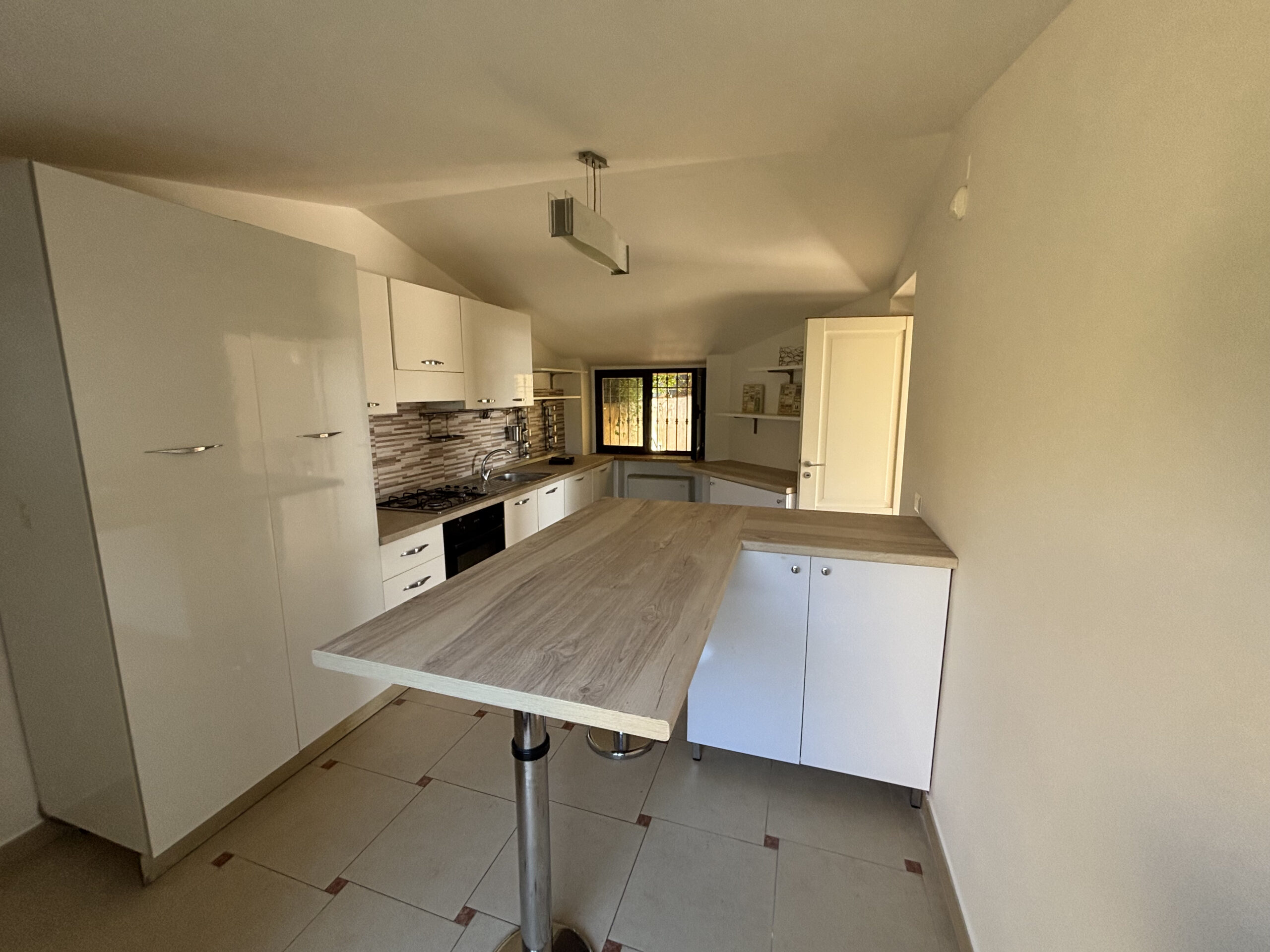 Villa with panoramic sea views in Diamante.