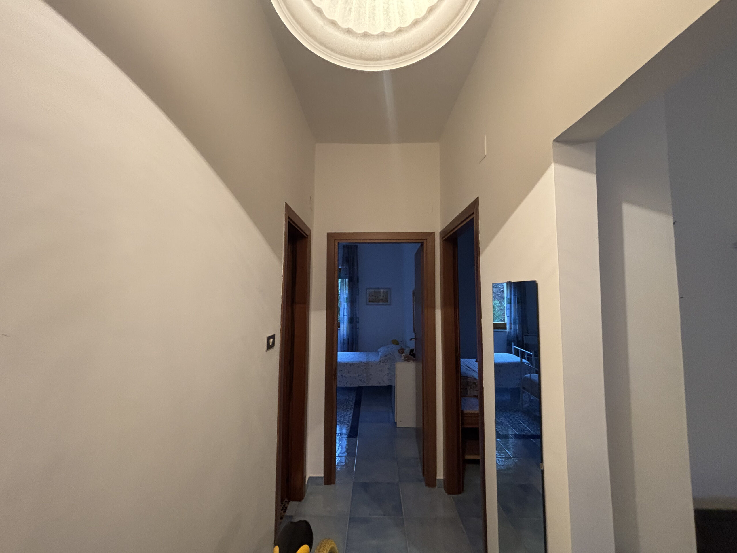 Luxurious Apartment 50m from the Sea - Torremezzo (100m²), 3 Bedrooms, Vietresi Calabria tiles.