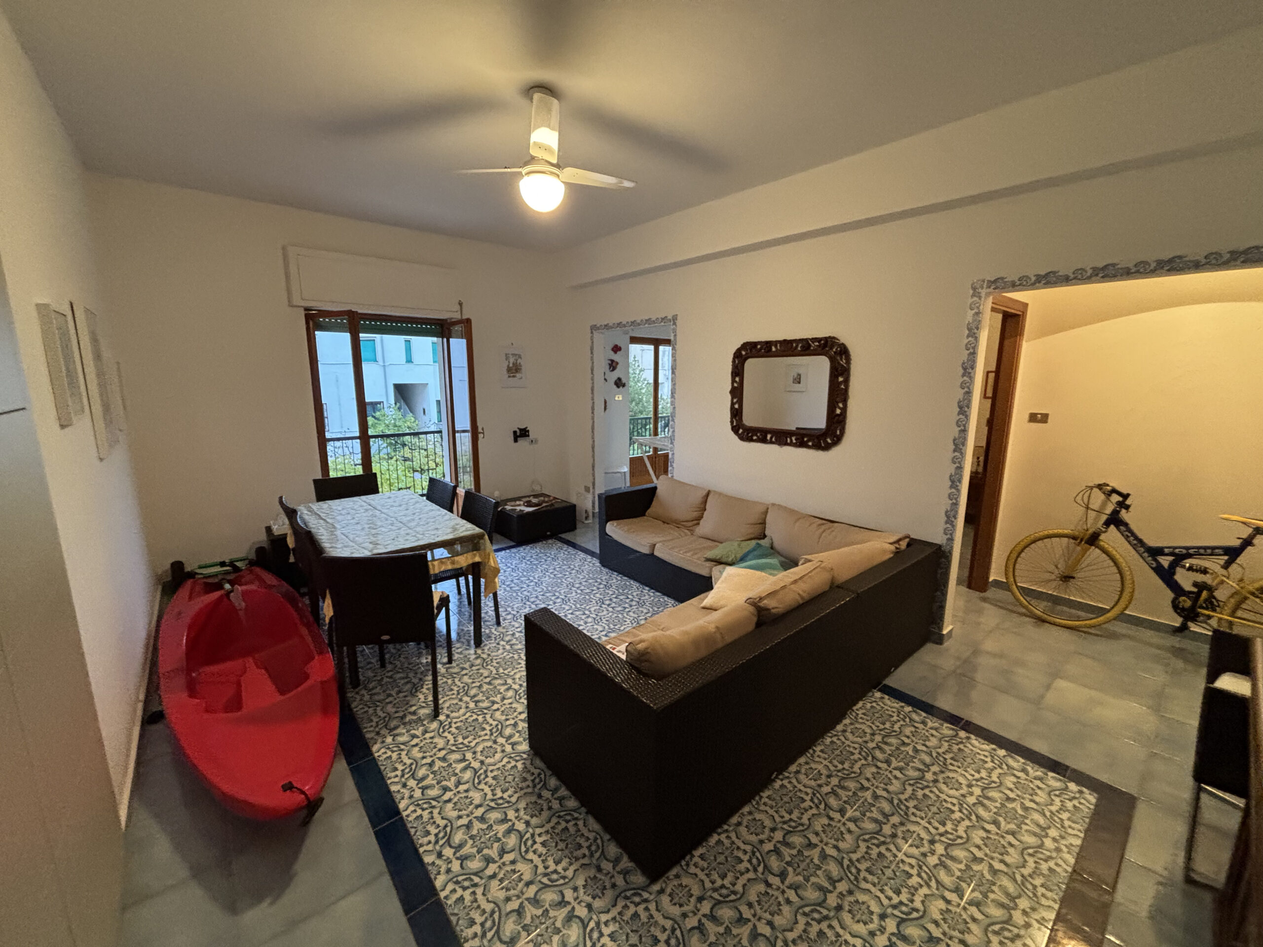 Luxurious Apartment 50m from the Sea - Torremezzo (100m²), 3 Bedrooms, Vietresi Calabria tiles.