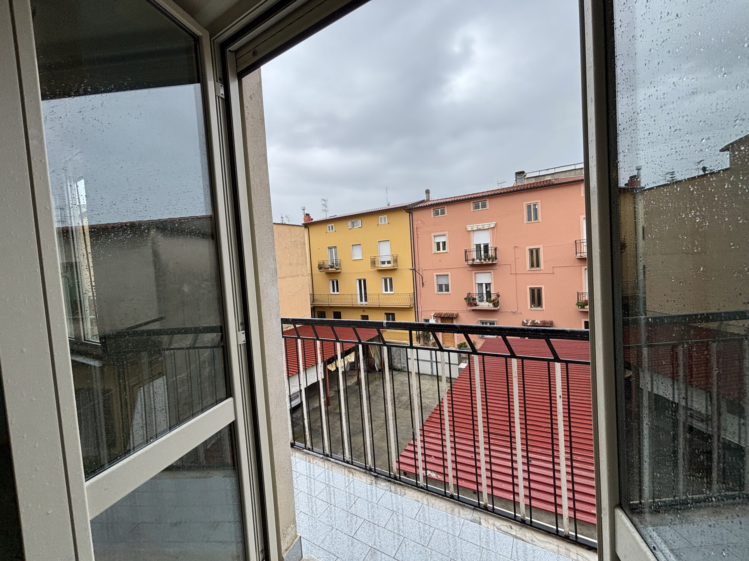 Marcellina 3 Bedroom Apartment - Centre 2km from the Sea, Close to Station and Pollino Calabria.