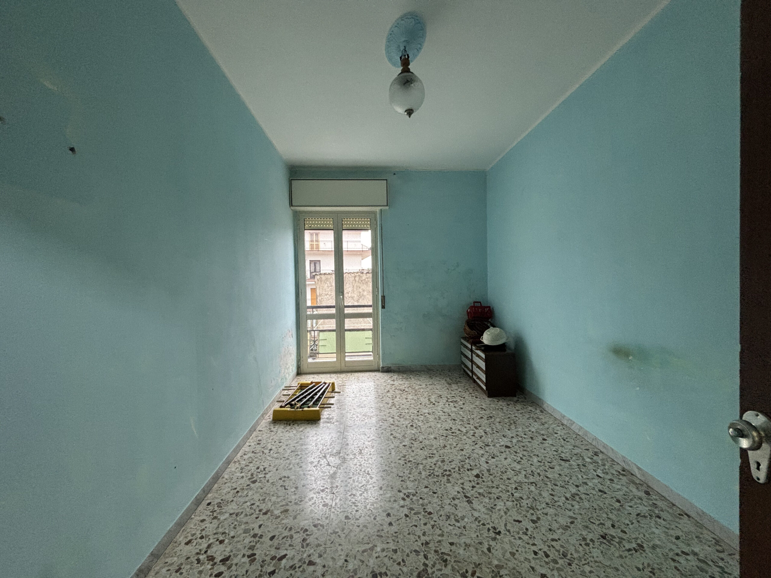 Marcellina 3 Bedroom Apartment - Centre 2km from the Sea, Close to Station and Pollino Calabria.