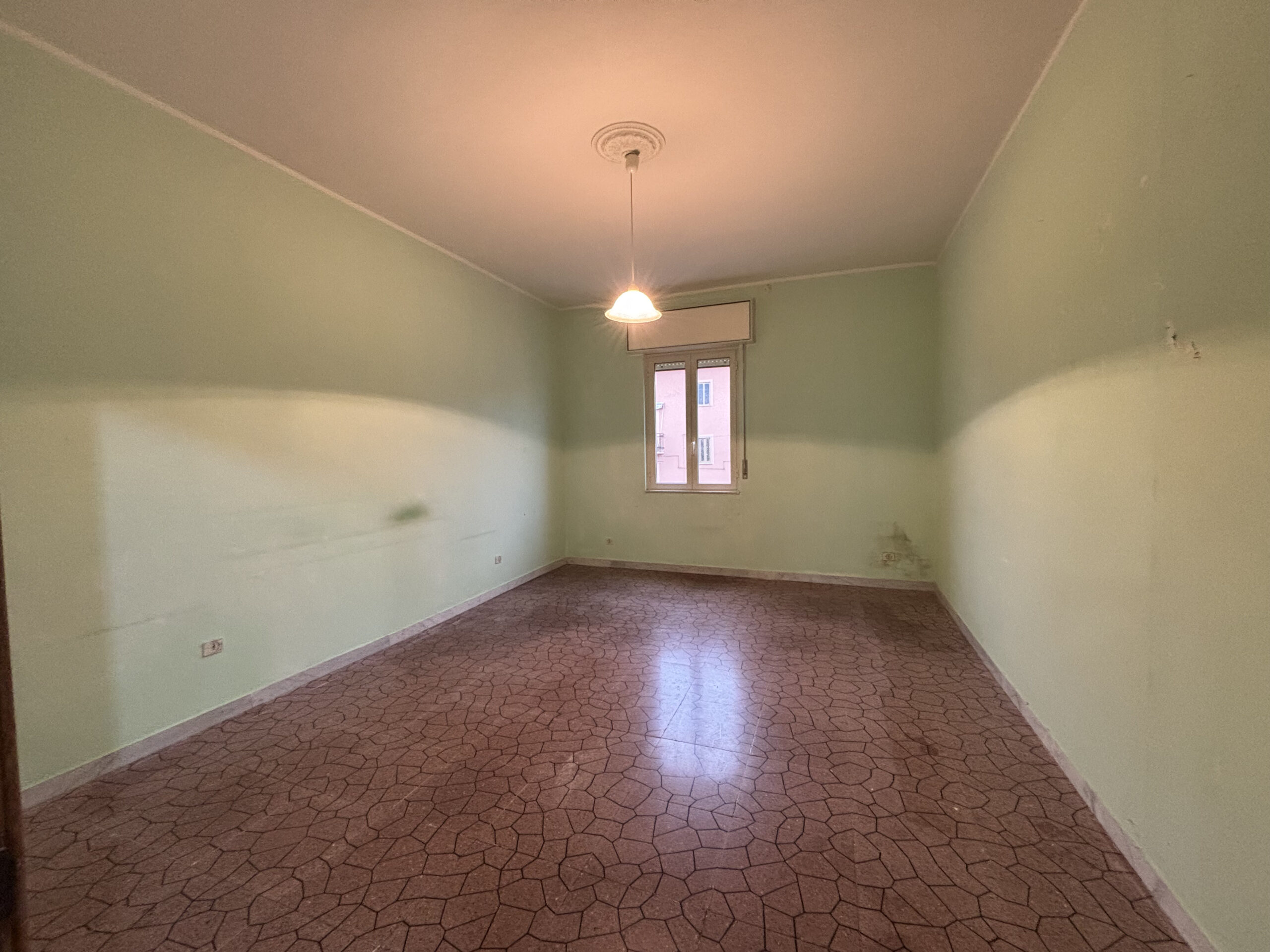 Marcellina 3 Bedroom Apartment - Centre 2km from the Sea, Close to Station and Pollino Calabria.