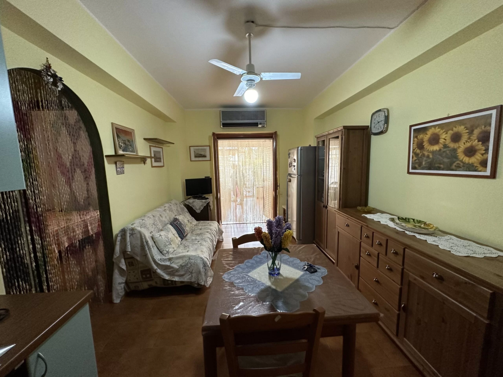 San Nicola Arcella Apartment - Large Terrace with Built-in Kitchen, 2 Bedrooms, Ideal for Holidays.