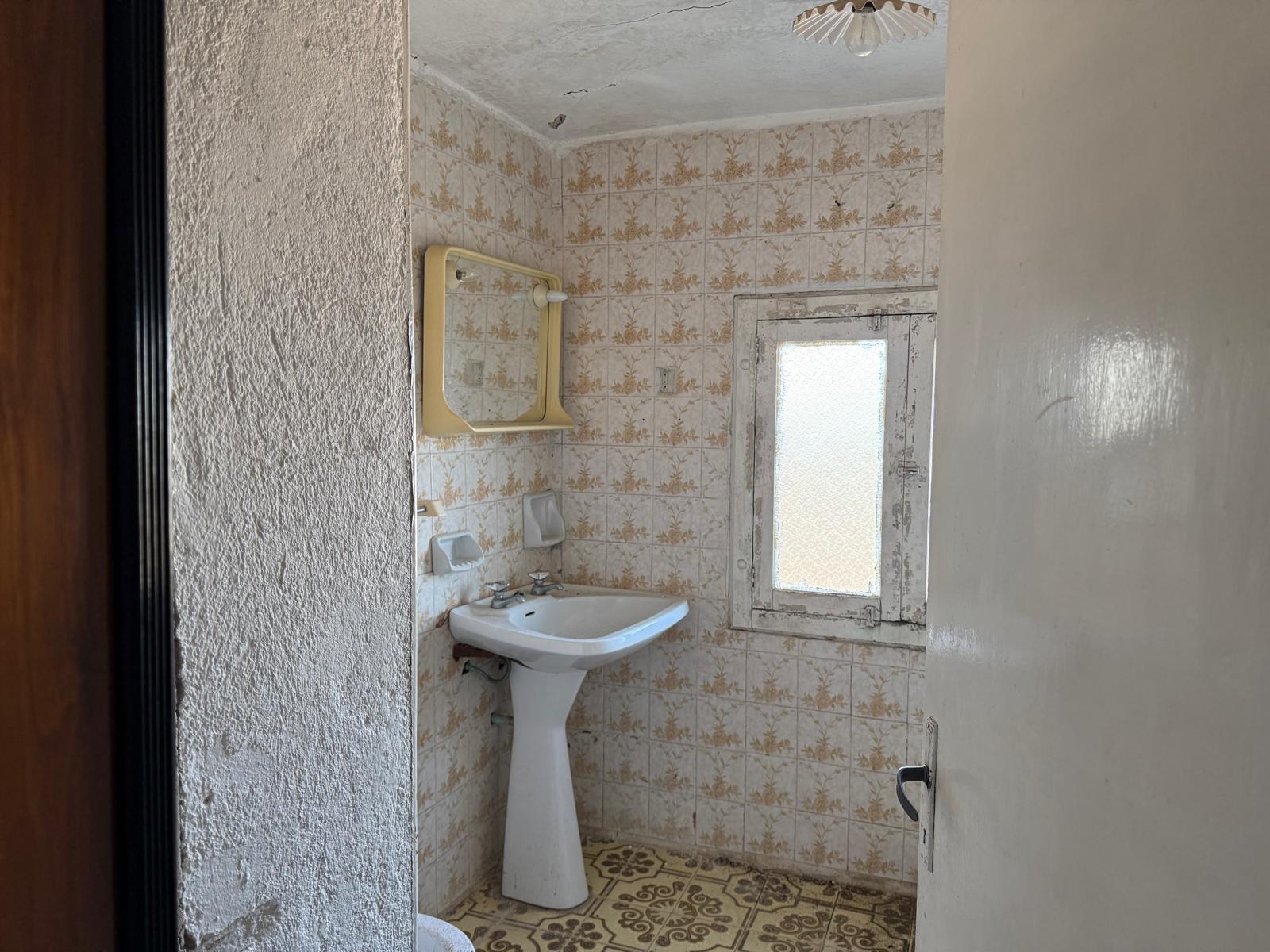 Home for Renovation 173m² Calabria - View of the Tyrrhenian Sea and Stromboli, Close to Lamezia Terme.