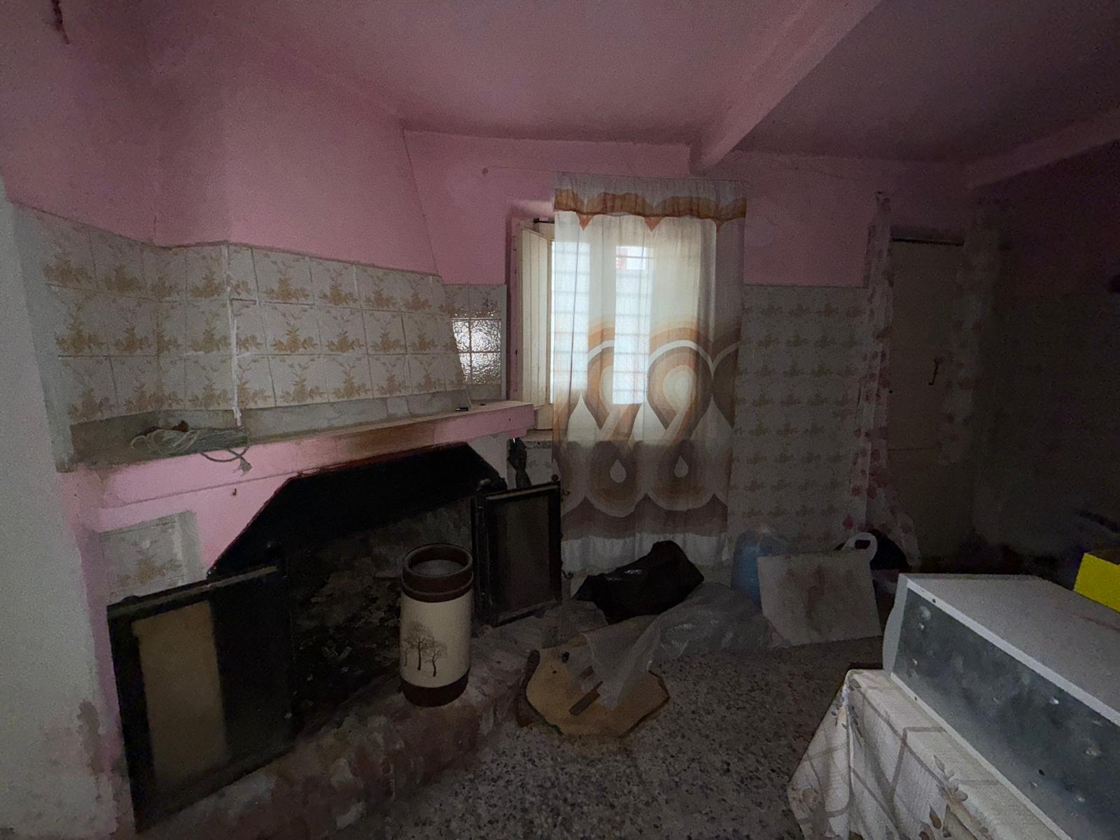 Home for Renovation 173m² Calabria - View of the Tyrrhenian Sea and Stromboli, Close to Lamezia Terme.