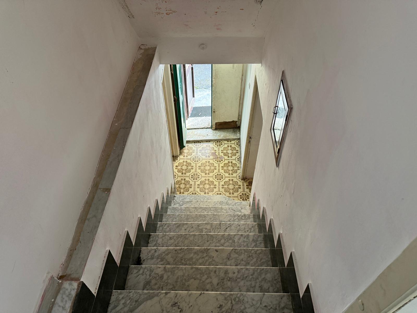 Home for Renovation 173m² Calabria - View of the Tyrrhenian Sea and Stromboli, Close to Lamezia Terme.