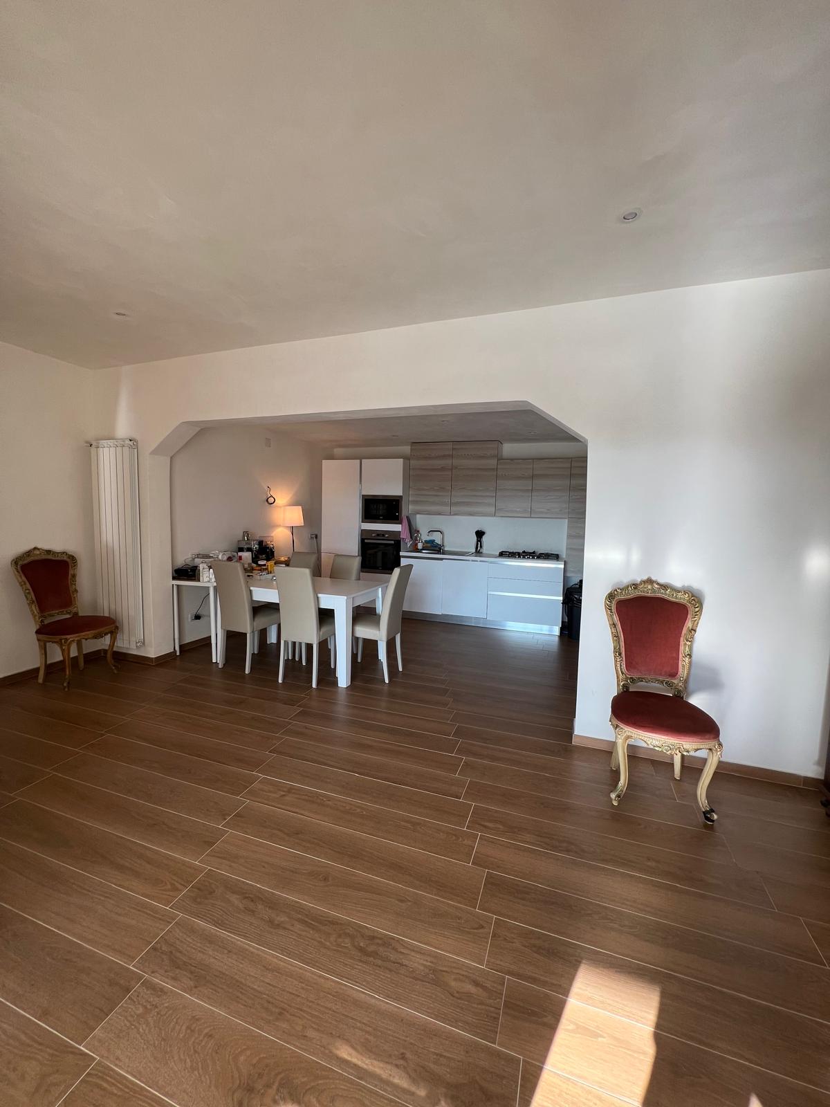 Villa Lea in San Pietro In Bevagna - 1 hectare of land, close to the beach, potential for B&B and Primitivo Vineyards.