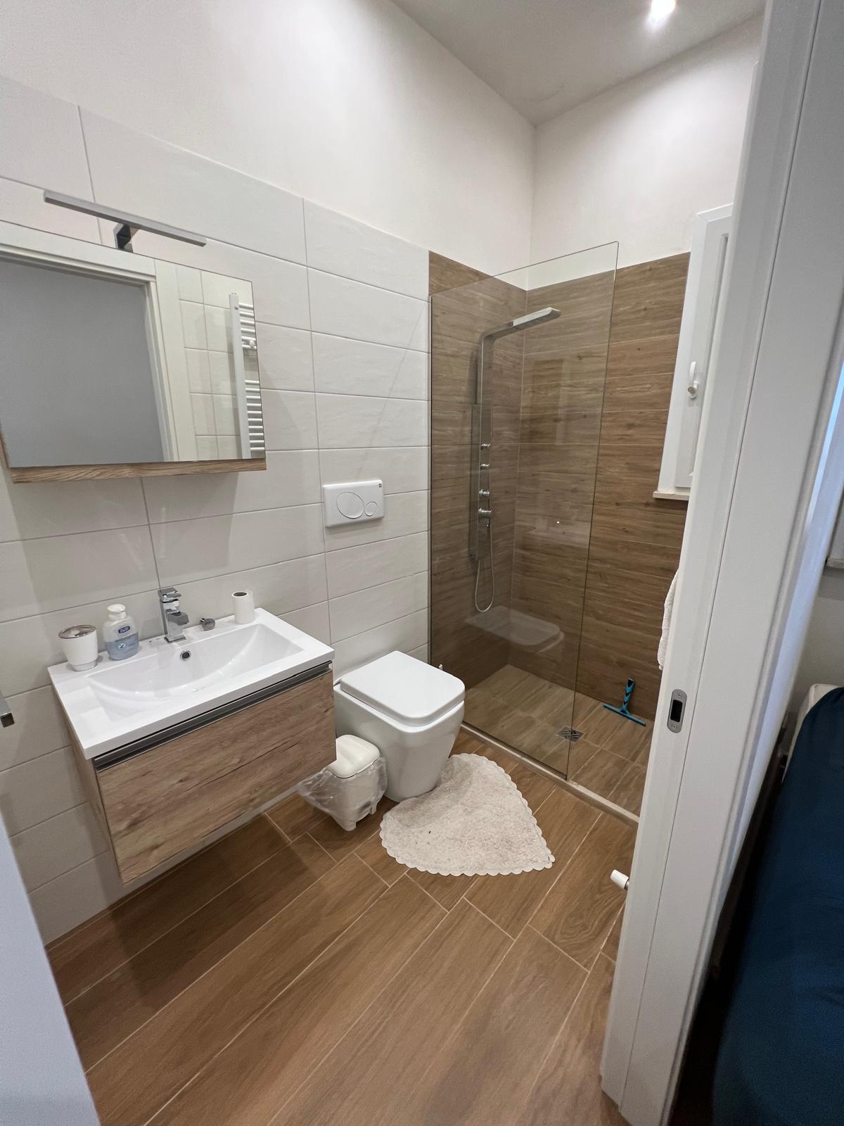 Villa Lea in San Pietro In Bevagna - 1 hectare of land, close to the beach, potential for B&B and Primitivo Vineyards.