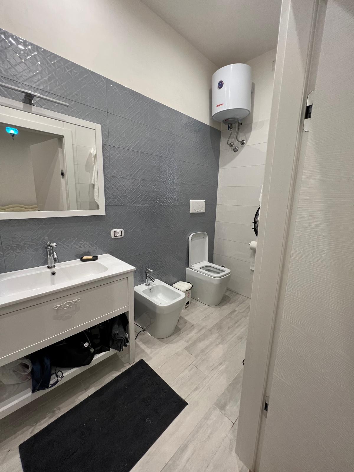 Villa Lea in San Pietro In Bevagna - 1 hectare of land, close to the beach, potential for B&B and Primitivo Vineyards.